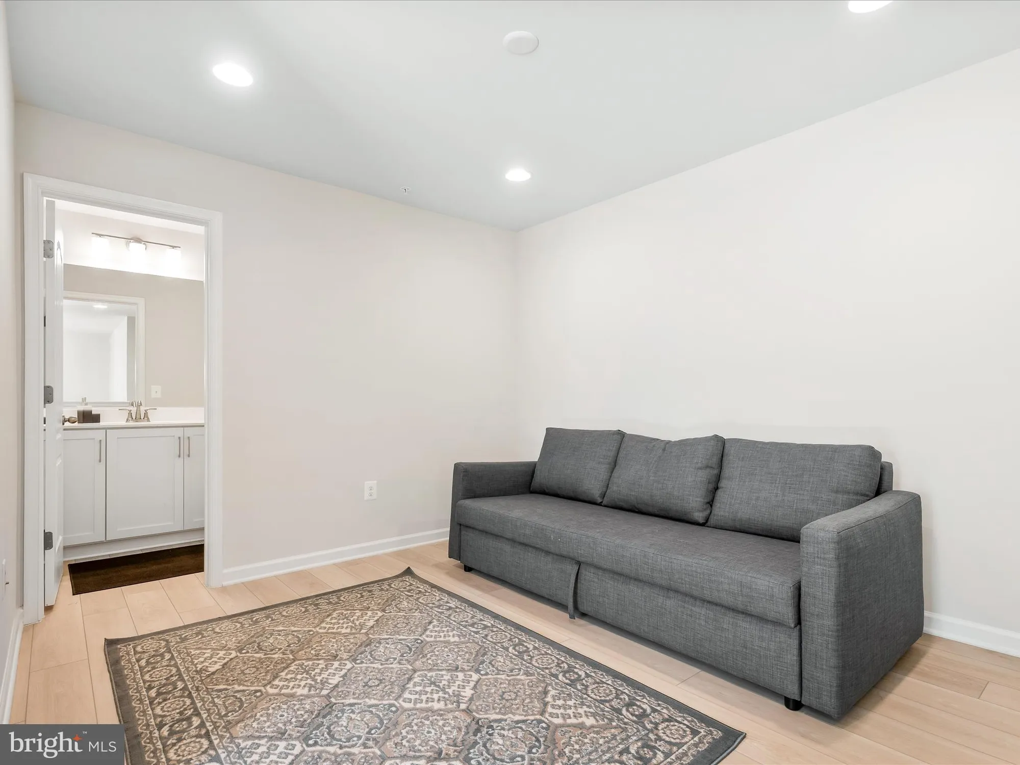 Property Slideshow image 25 of 45 | 13444 petrel st, Clarksburg, MD, 20871