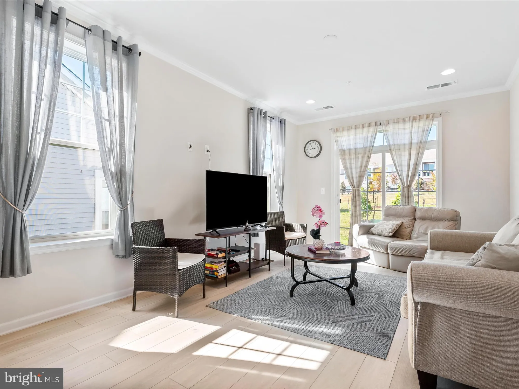 Property Slideshow image 8 of 45 | 13444 petrel st, Clarksburg, MD, 20871