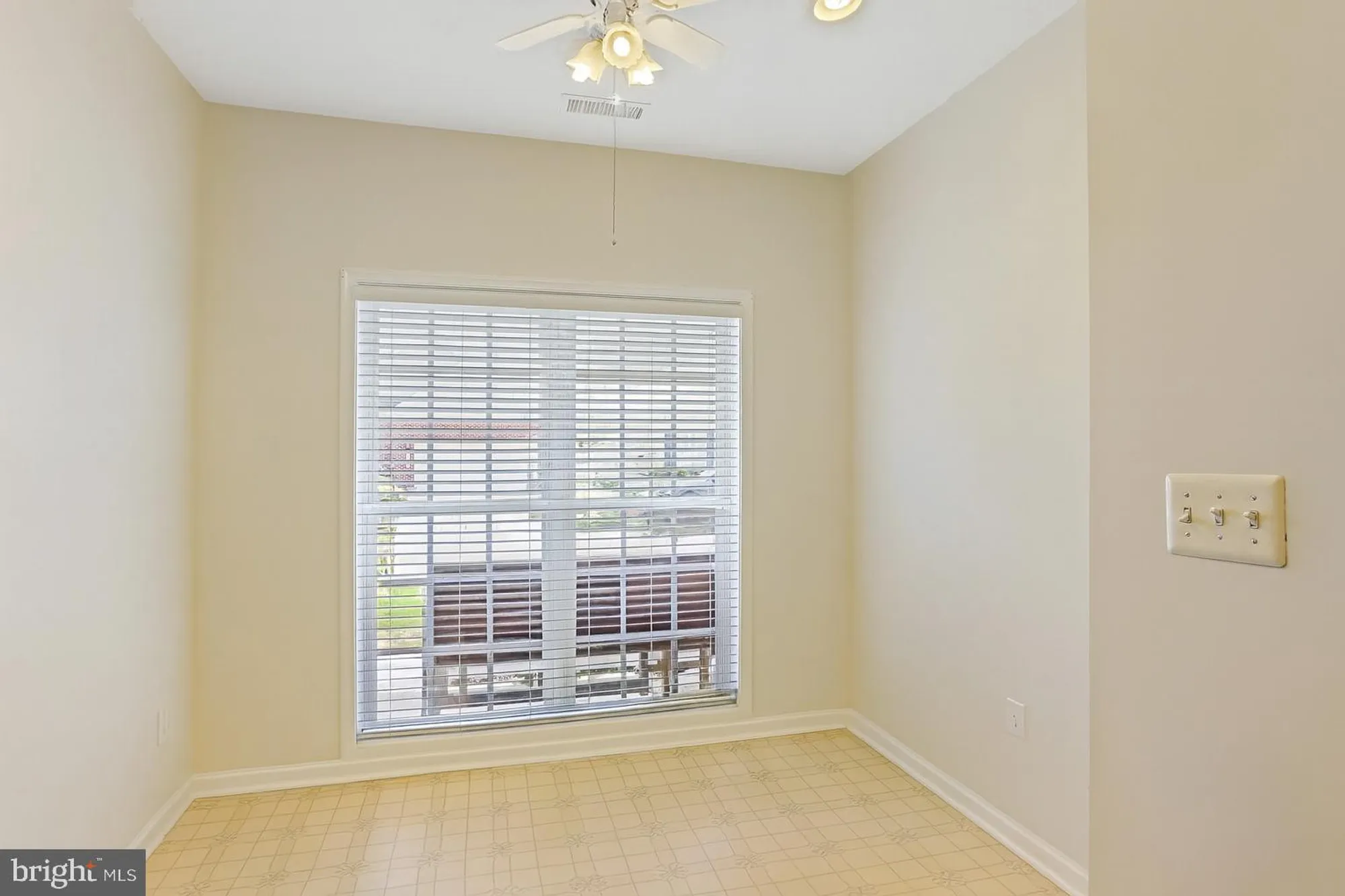 Property Slideshow image 14 of 43 | 102 butterfly dr # 55, Taneytown, MD, 21787