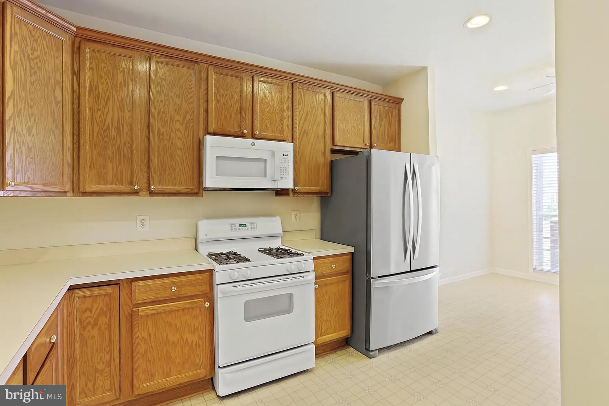 Property Slideshow image 11 of 43 | 102 butterfly dr # 55, Taneytown, MD, 21787