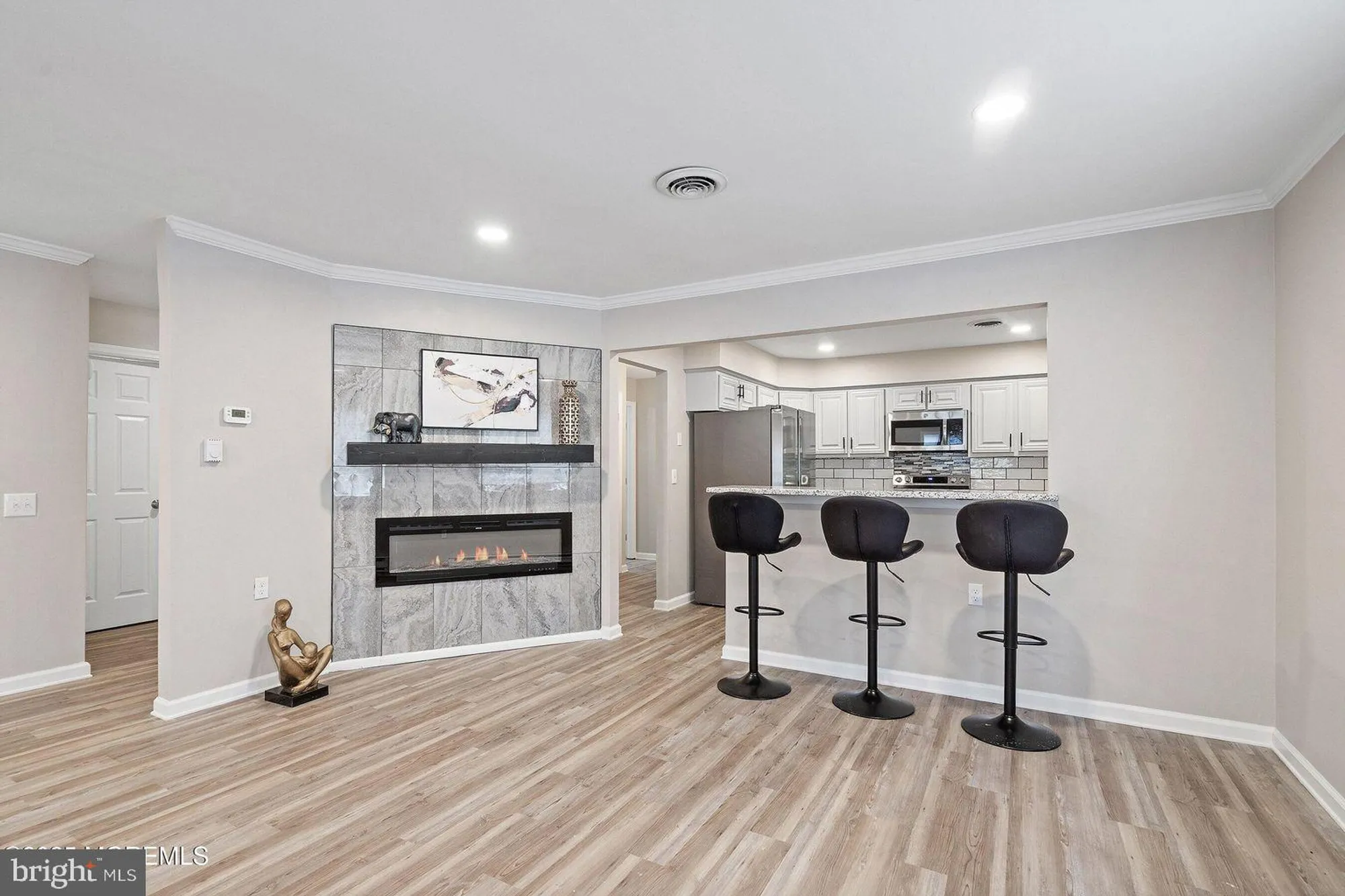 Property Slideshow image 5 of 23 | 7 drake st b, Whiting, NJ, 08759