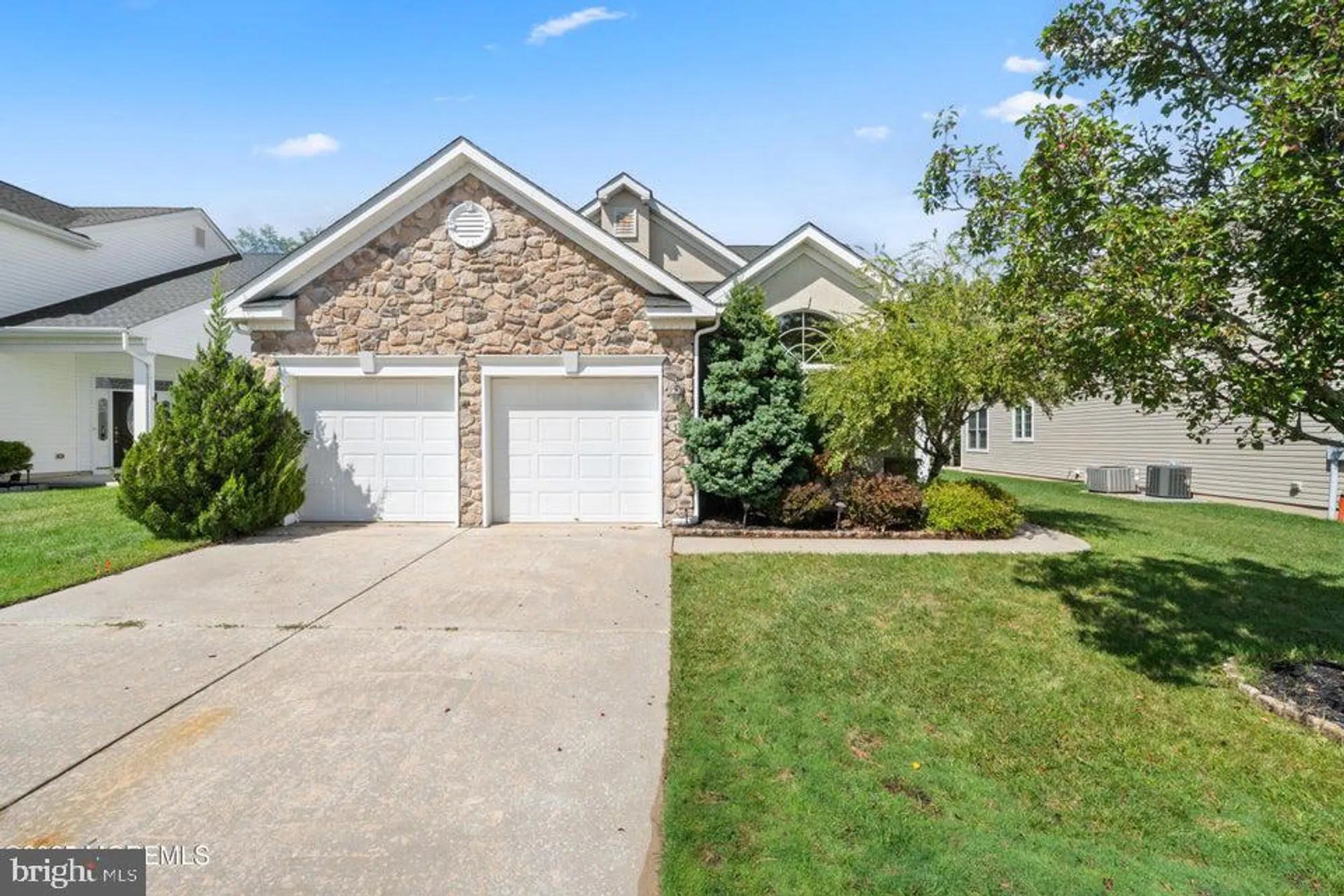 Property Slideshow image 3 of 38 | 38 point pleasant ln, Waretown, NJ, 08758