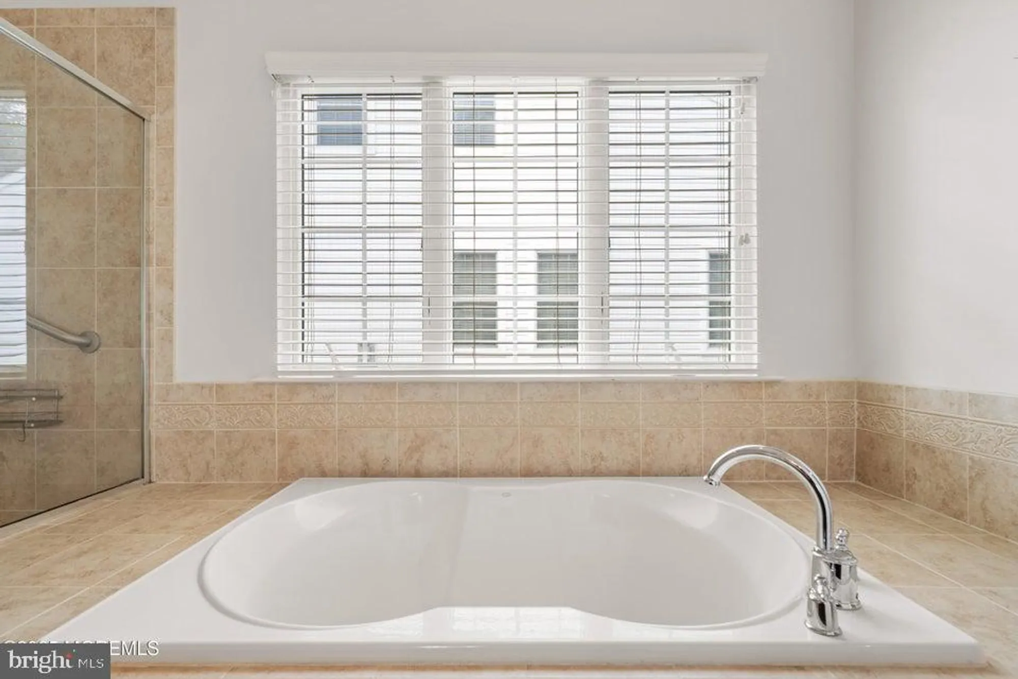 Property Slideshow image 22 of 38 | 38 point pleasant ln, Waretown, NJ, 08758