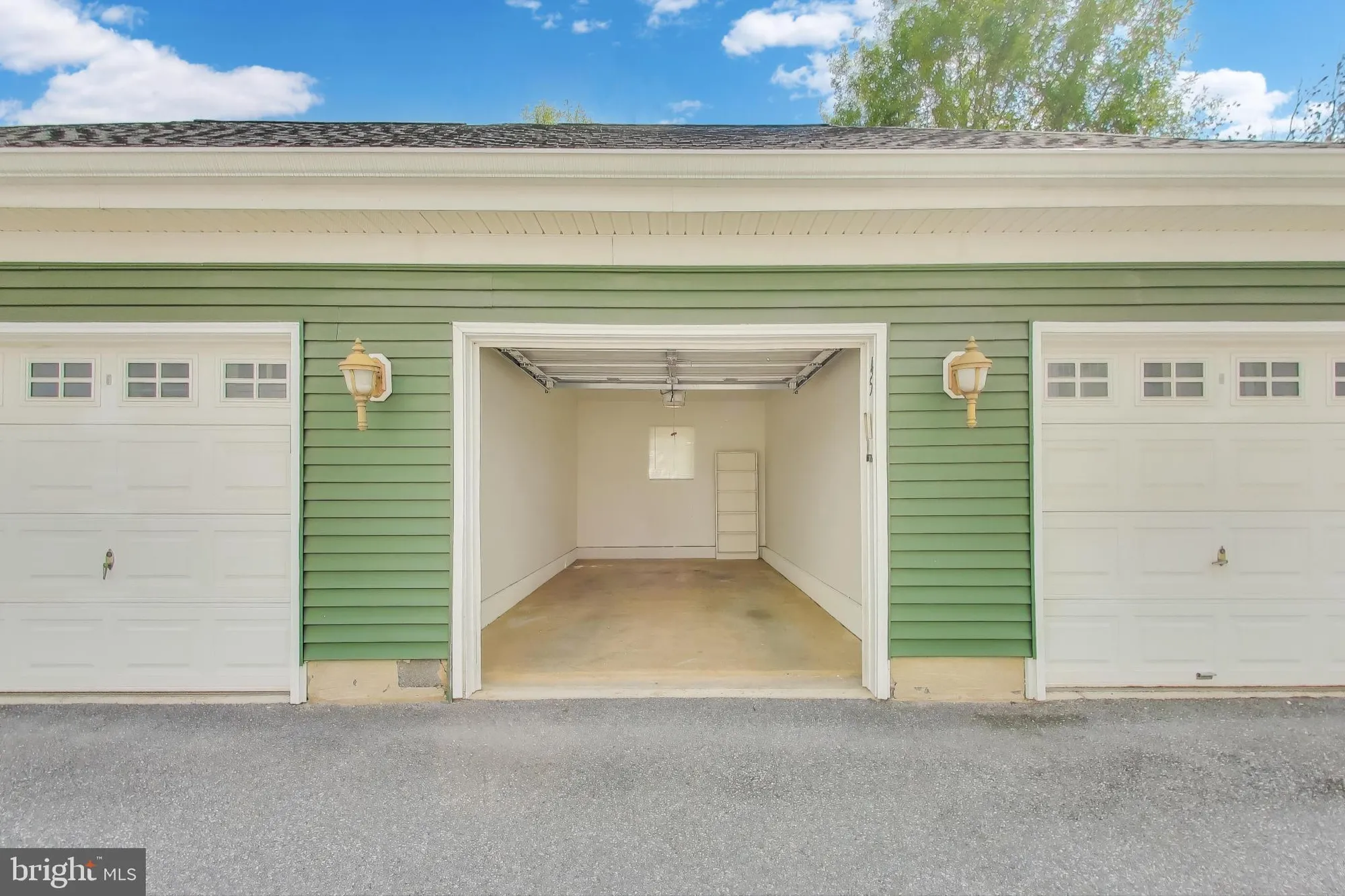 Property Slideshow image 28 of 41 | 13801 belle chasse blvd 212, Laurel, MD, 20707