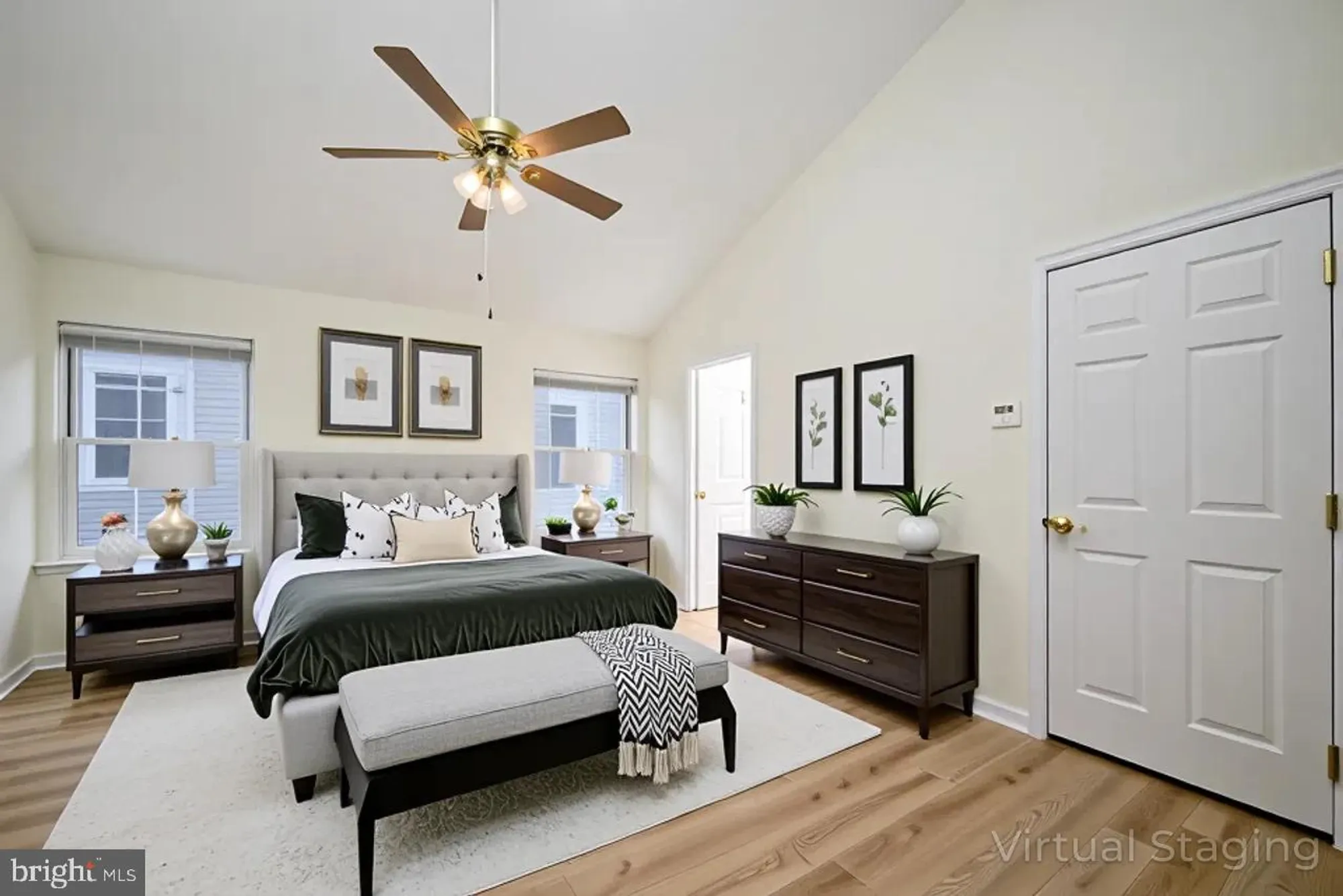 Property Slideshow image 8 of 51 | 4 penny ln, Jackson, NJ, 08527