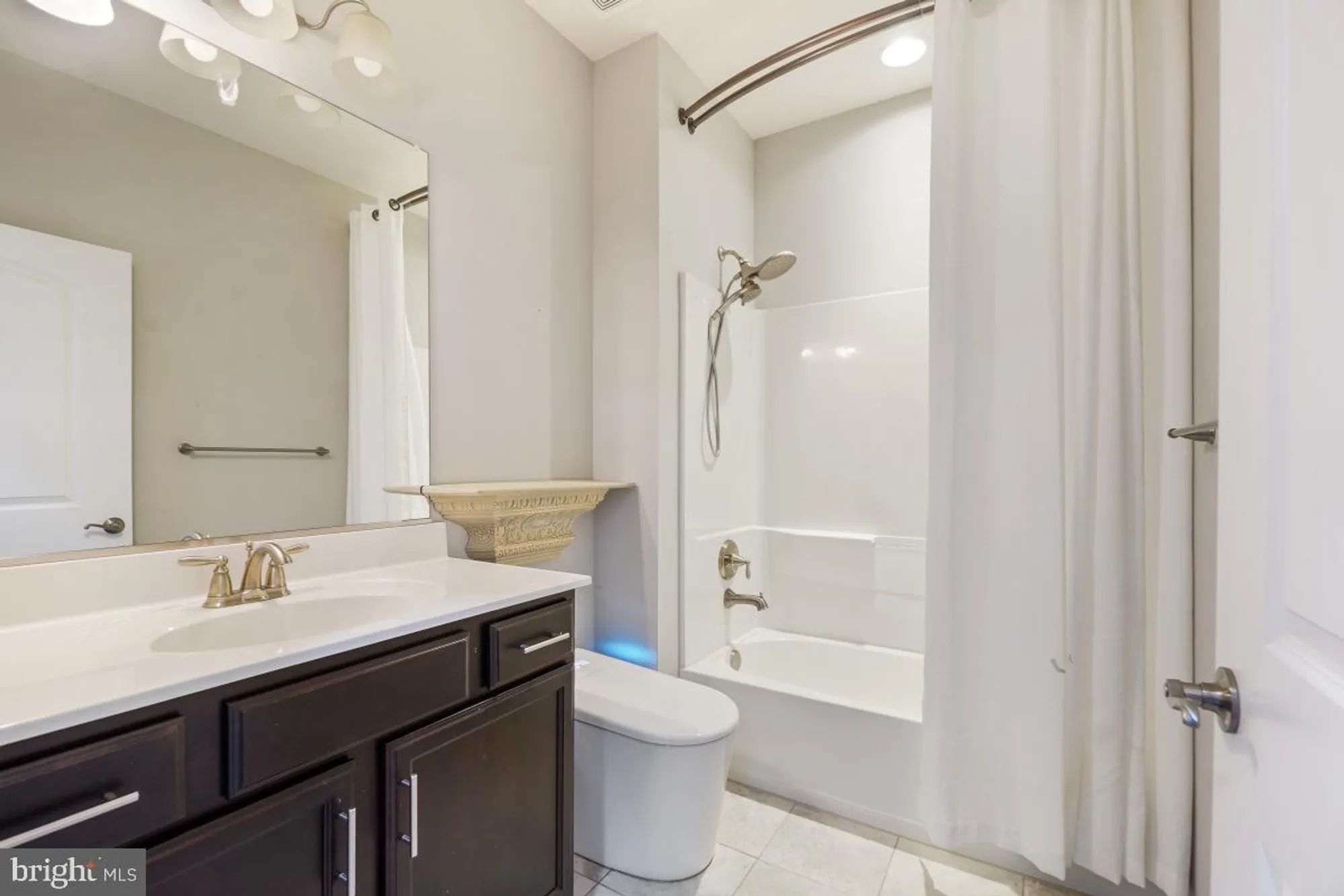 Property Slideshow image 9 of 33 | 12205 glen oaks dr, Fredericksburg, VA, 22407