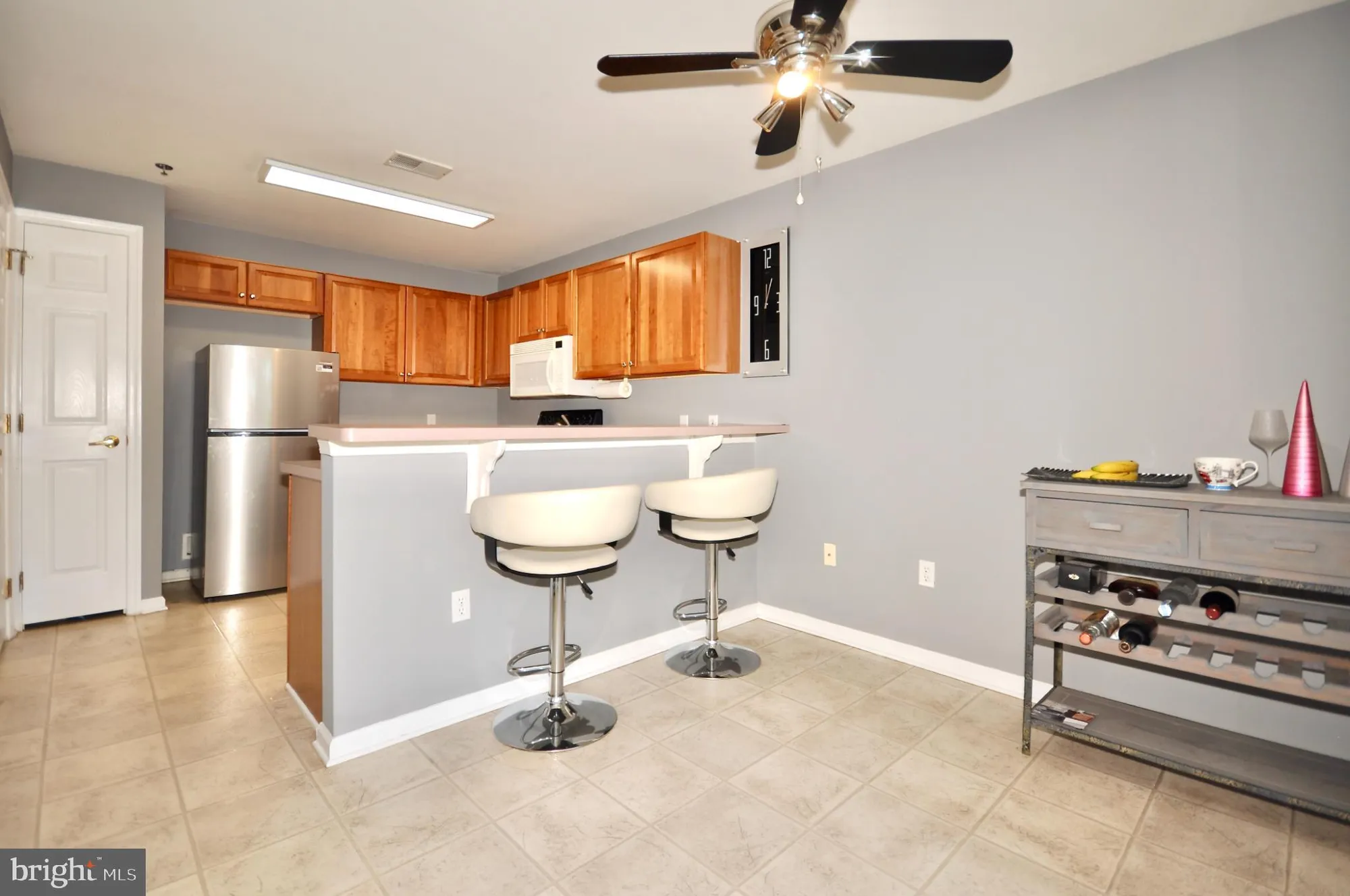 Property Slideshow image 14 of 39 | 42 w college ave apt 324, Yardley, PA, 19067