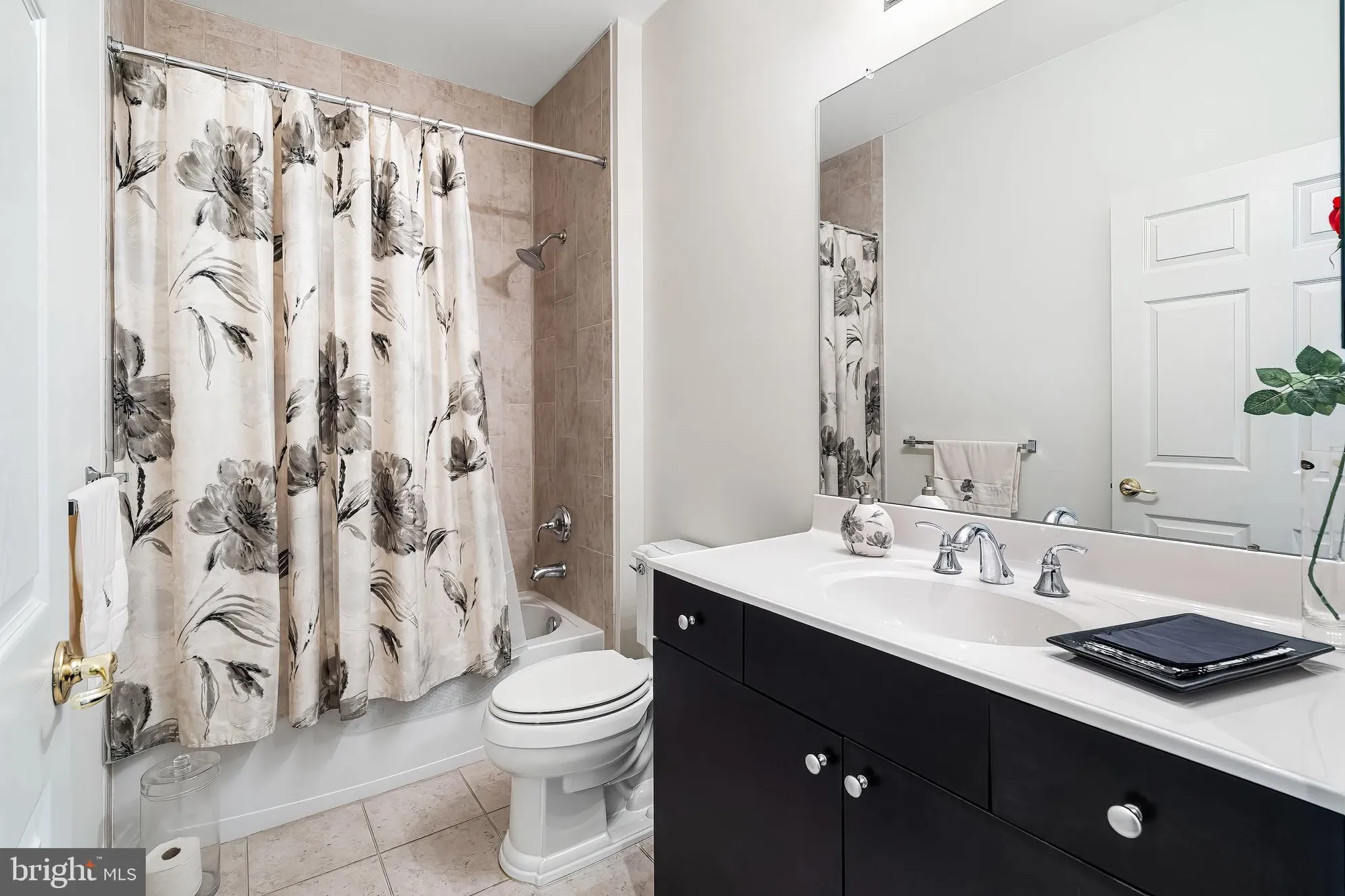 Property Slideshow image 17 of 52 | 56 mulberry dr, Manahawkin, NJ, 08050