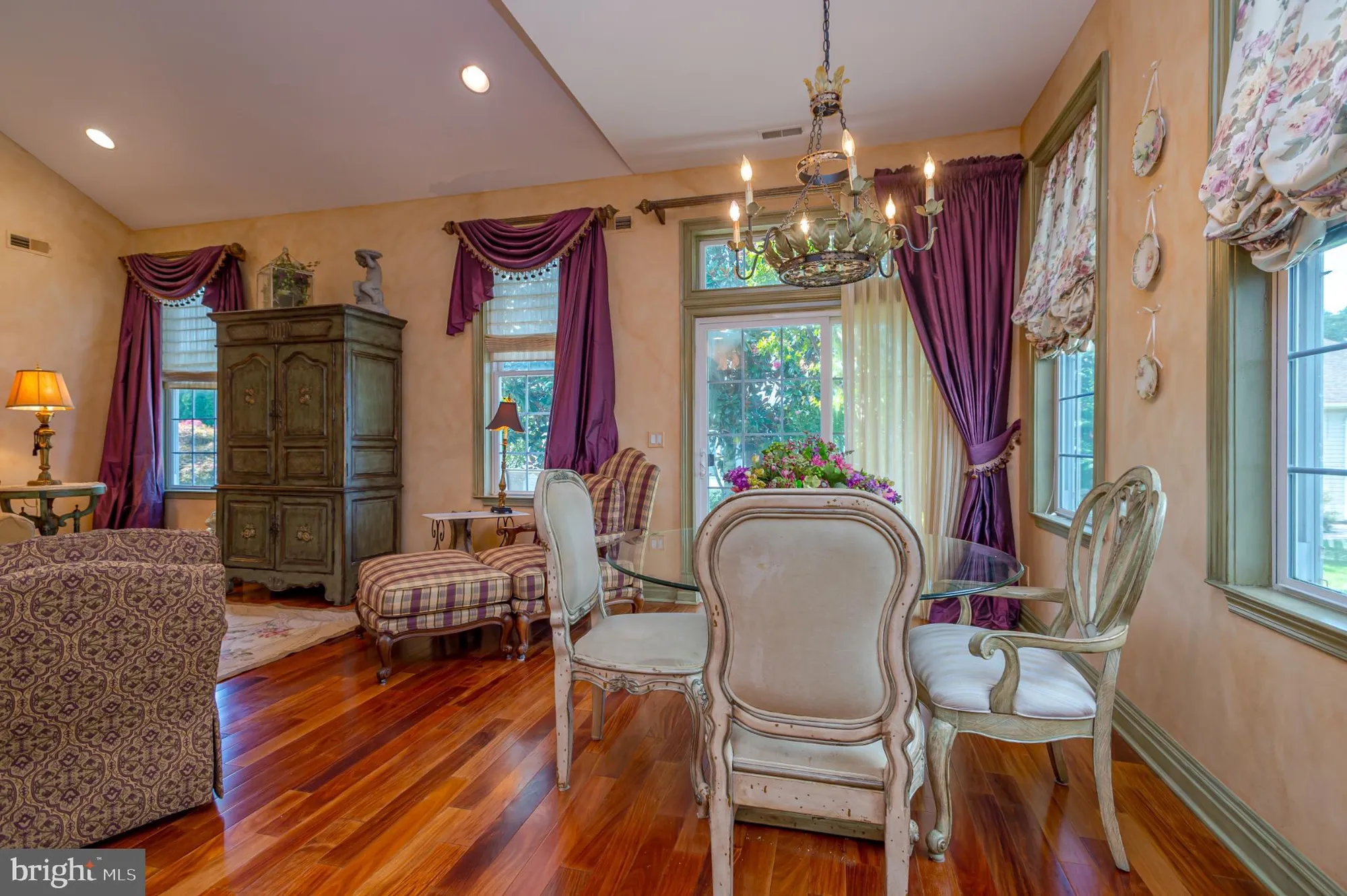 Property Slideshow image 9 of 29 | 125 einstein way, East Windsor, NJ, 08512