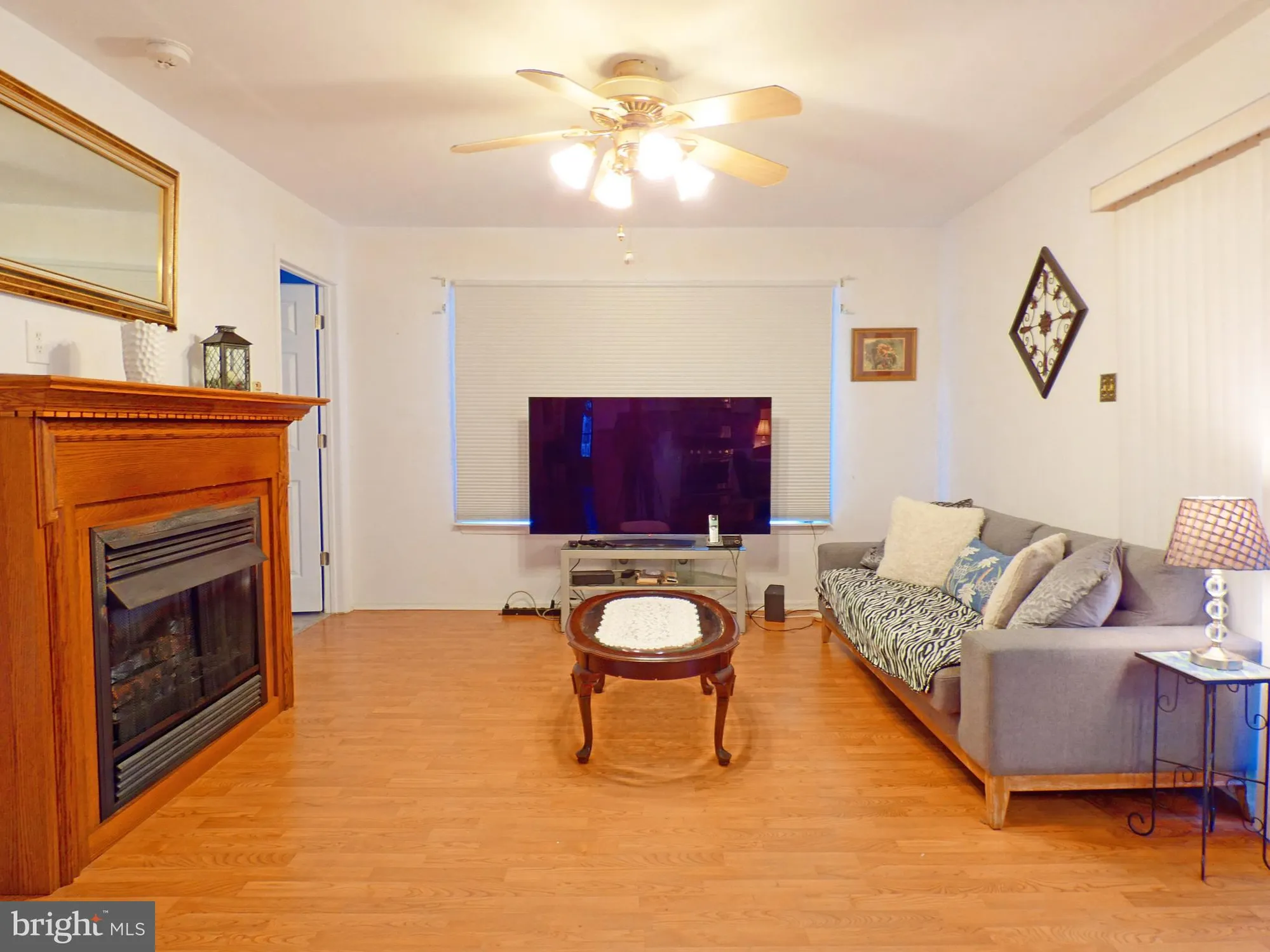 Property Slideshow image 12 of 31 | 407 lexington dr, Little Egg Harbor Twp, NJ, 08087