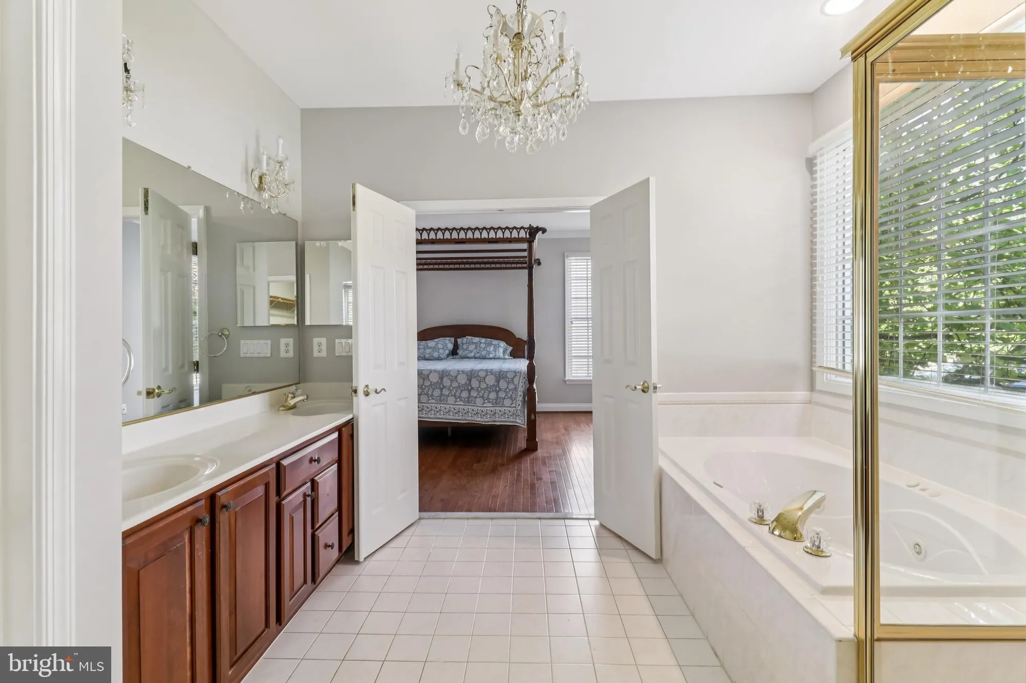 Property Slideshow image 58 of 115 | 6824 derby run way, Gainesville, VA, 20155