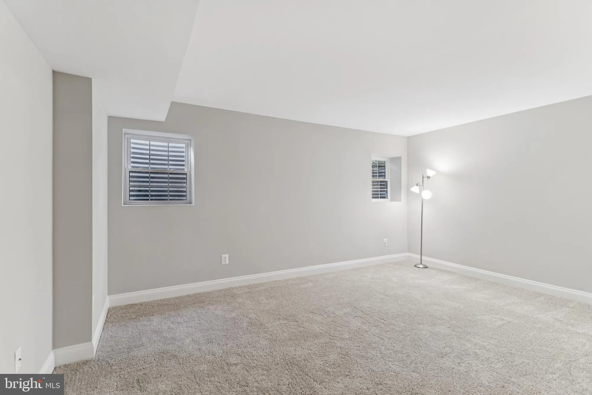 Property Slideshow image 65 of 115 | 6824 derby run way, Gainesville, VA, 20155