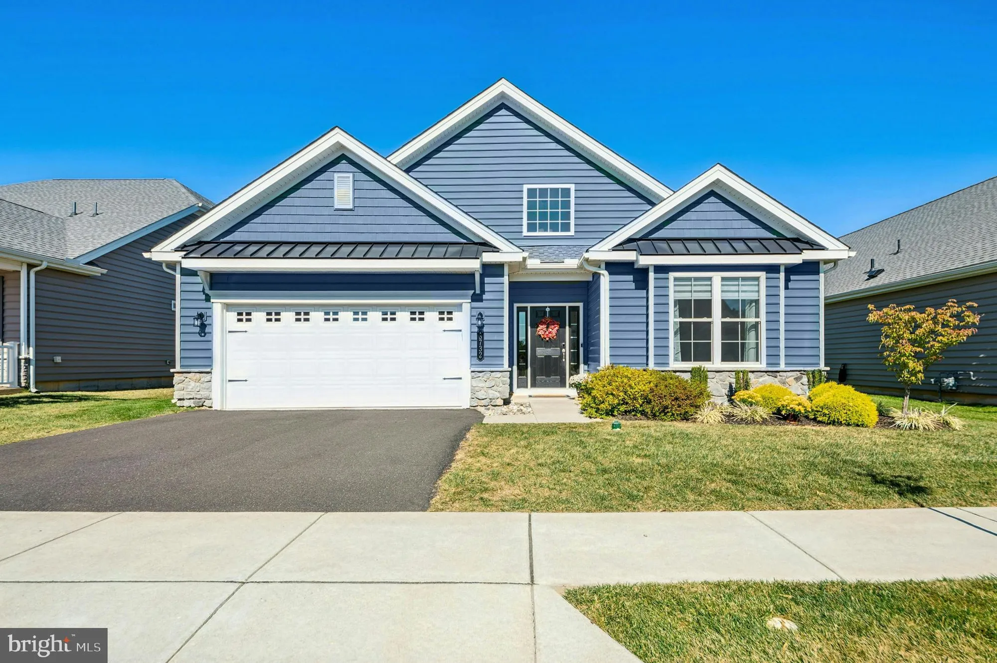 Property Slideshow image 2 of 45 | 3732 loyal ln, Easton, PA, 18045