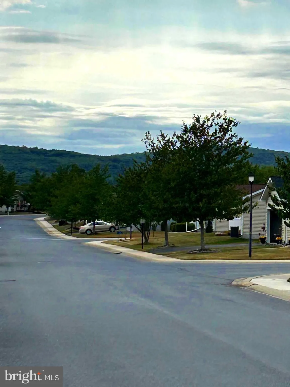 Property Slideshow image 2 of 27 | 94 random rd, Douglassville, PA, 19518
