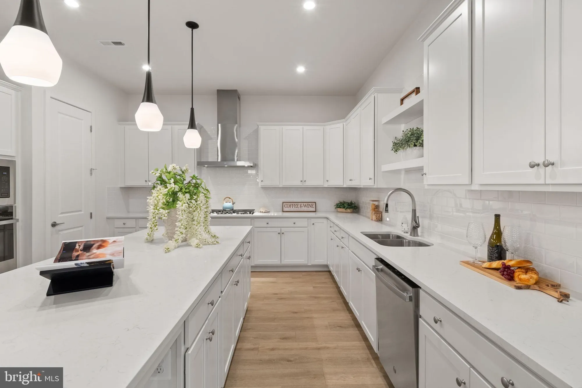 Property Slideshow image 15 of 73 | 43257 greeley sq, Ashburn, VA, 20148