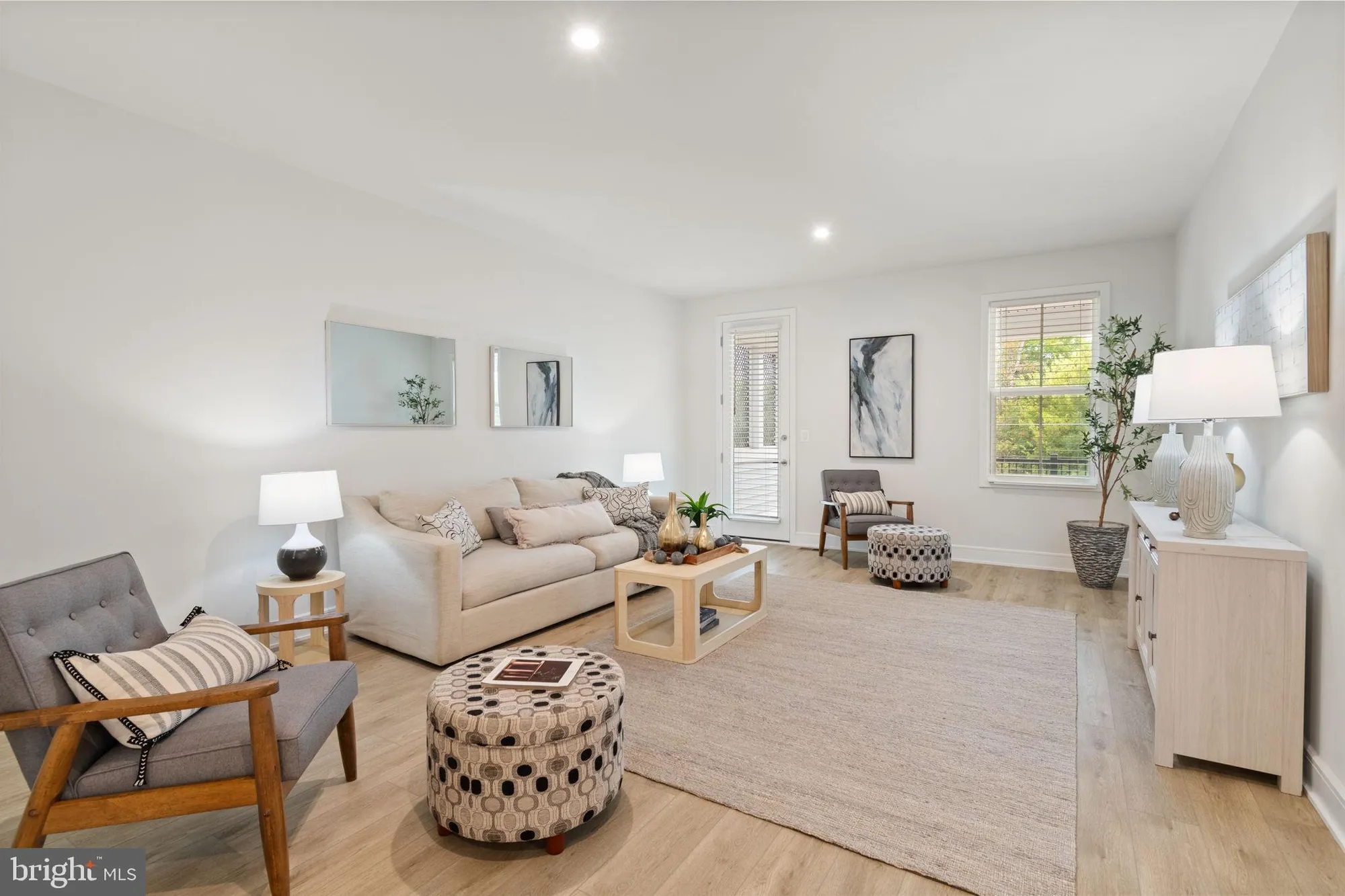 Property Slideshow image 39 of 73 | 43257 greeley sq, Ashburn, VA, 20148