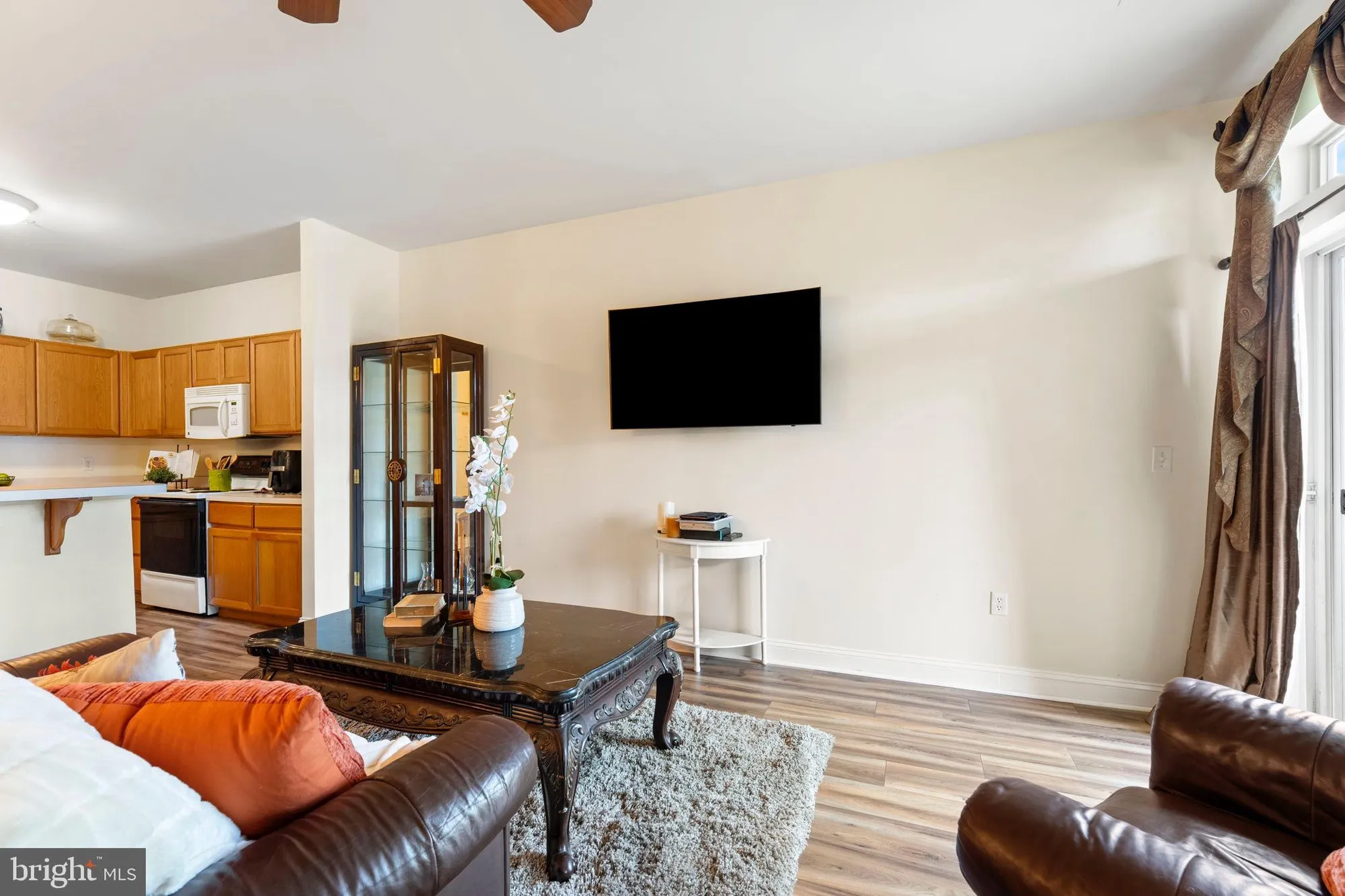 Property Slideshow image 12 of 39 | 1000 fountainview cir # 1113, Newark, DE, 19713