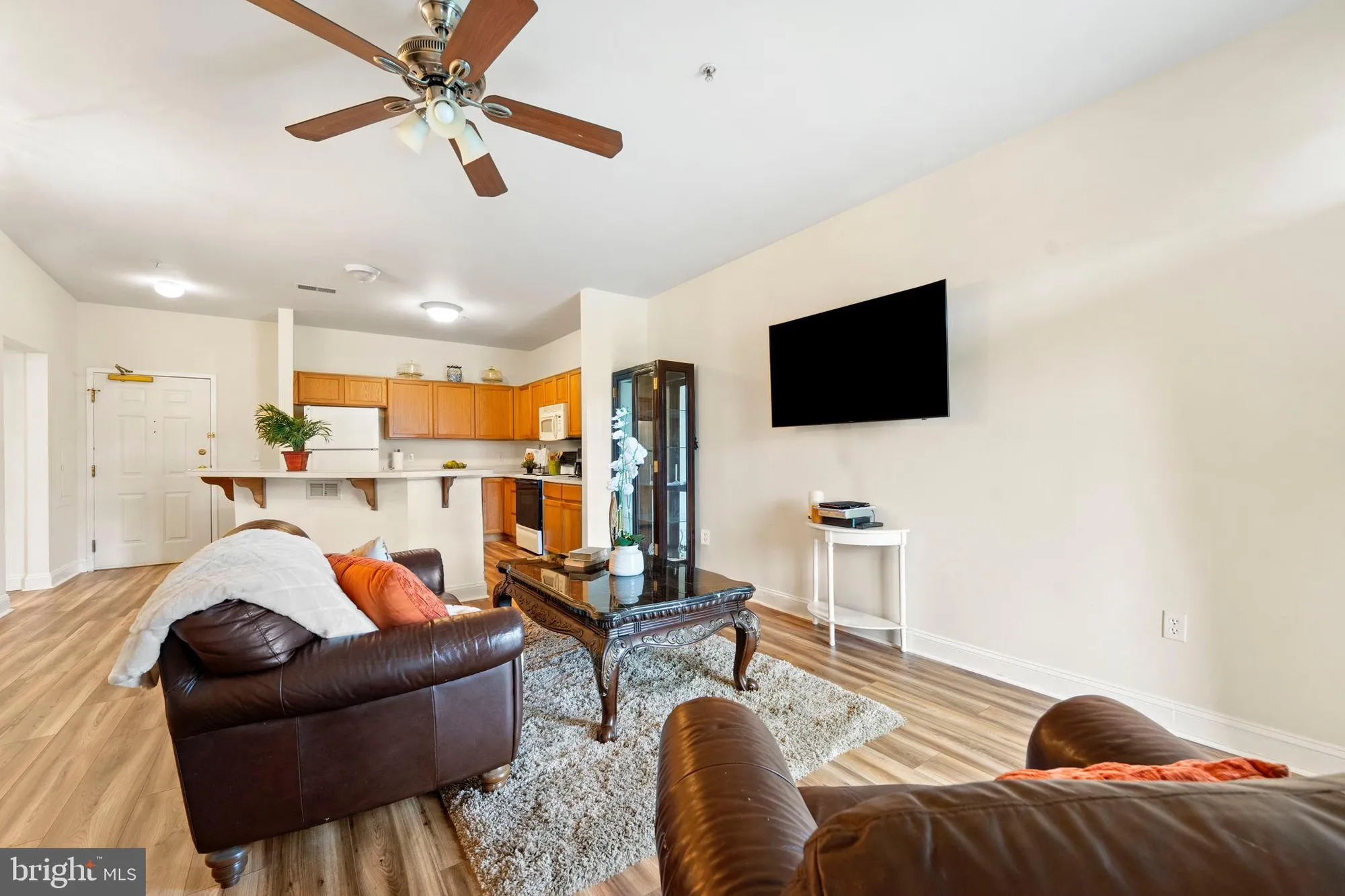 Property Slideshow image 13 of 39 | 1000 fountainview cir # 1113, Newark, DE, 19713