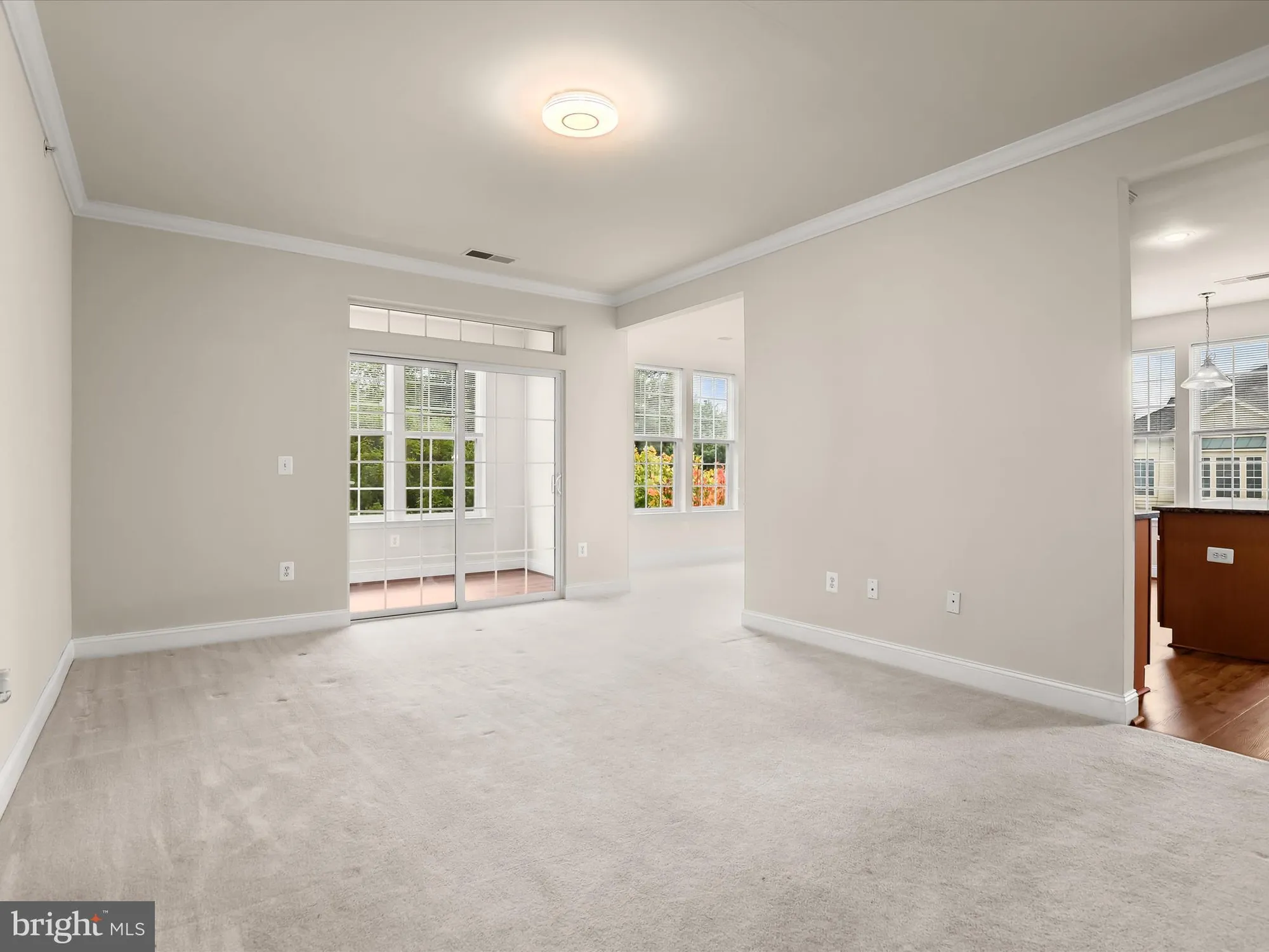 Property Slideshow image 15 of 40 | 2530 kensington gdns unit 406, Ellicott City, MD, 21043