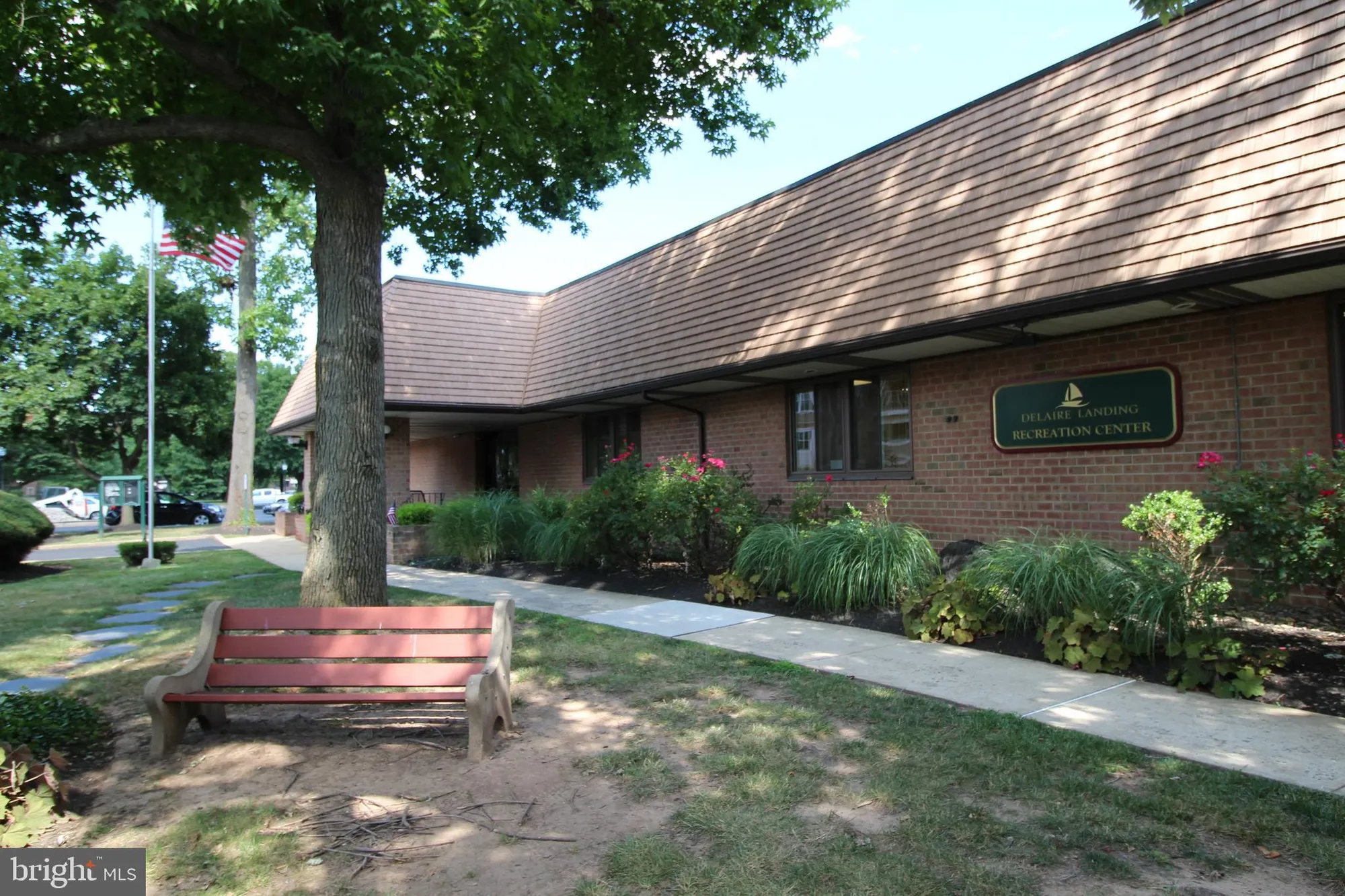 Property Slideshow image 27 of 38 | 62004 delaire landing rd 4, Philadelphia, PA, 19114