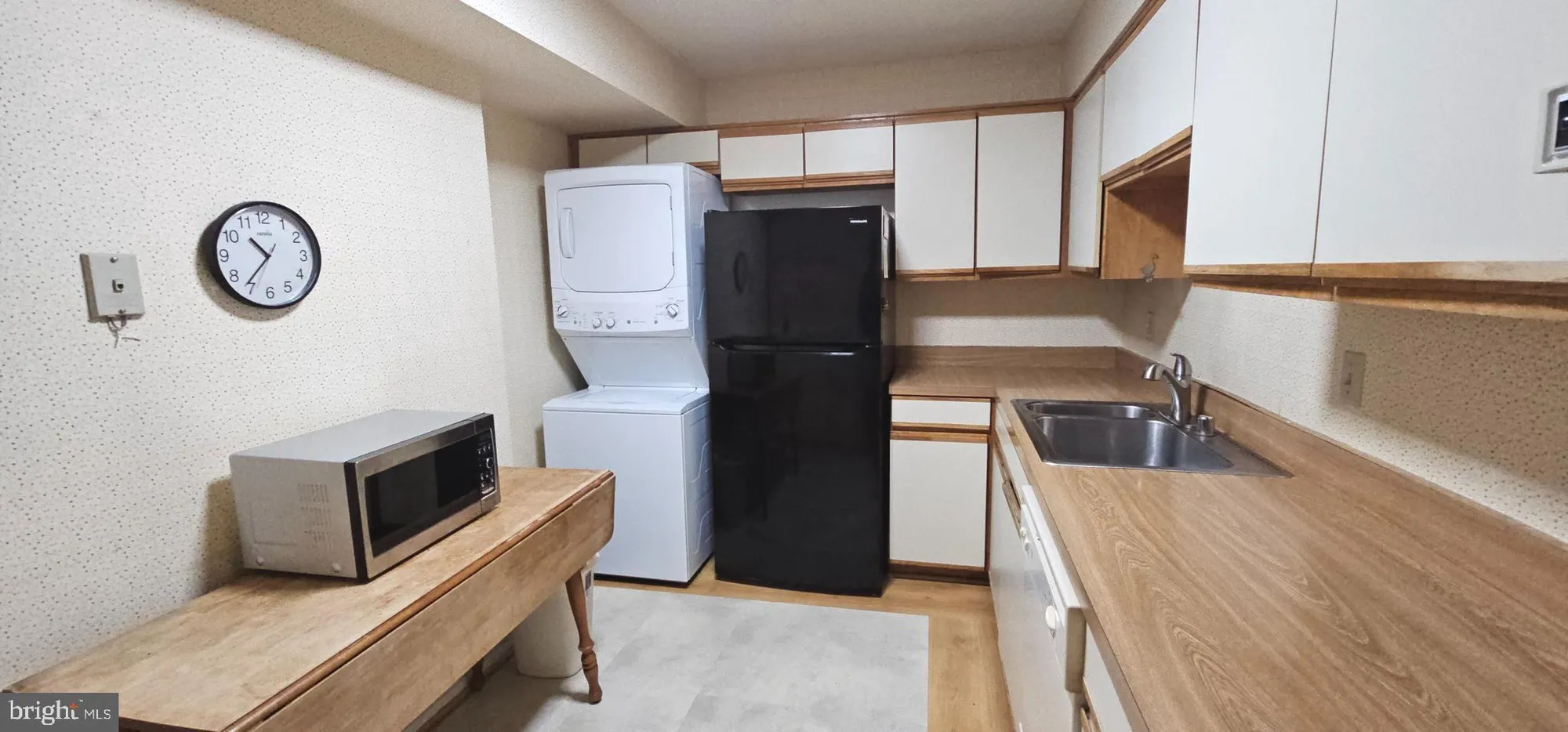 Property Slideshow image 16 of 21 | 15100 interlachen dr # 4-908, Silver Spring, MD, 20906