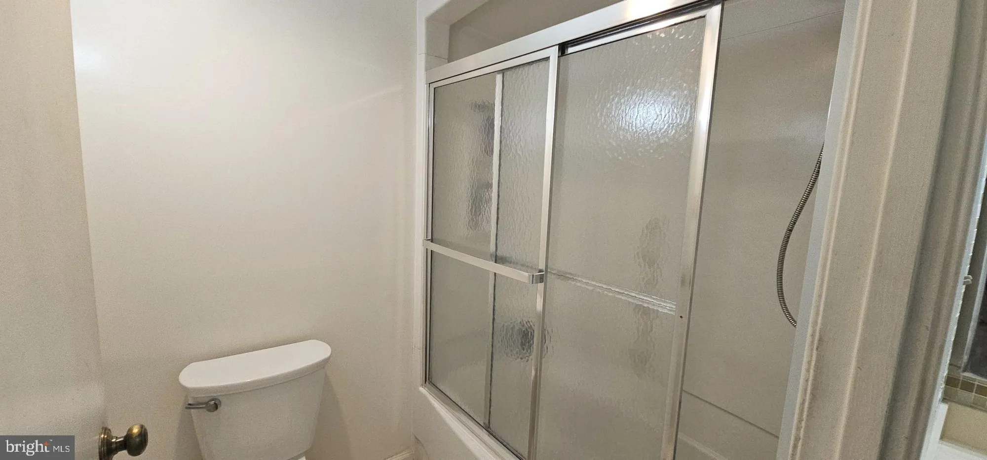 Property Slideshow image 10 of 21 | 15100 interlachen dr # 4-908, Silver Spring, MD, 20906