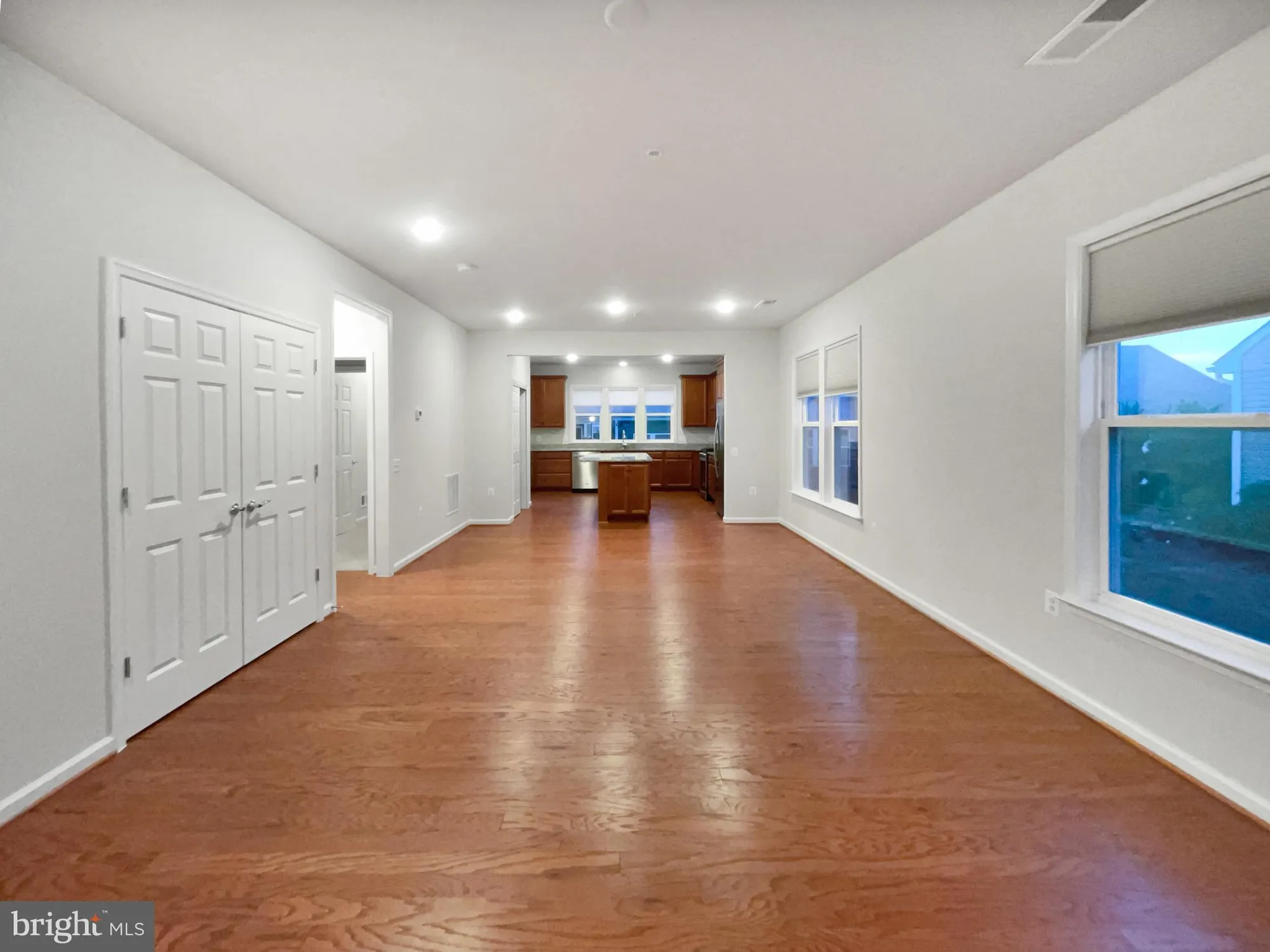 Property Slideshow image 3 of 22 | 21822 boneset way, Germantown, MD, 20876