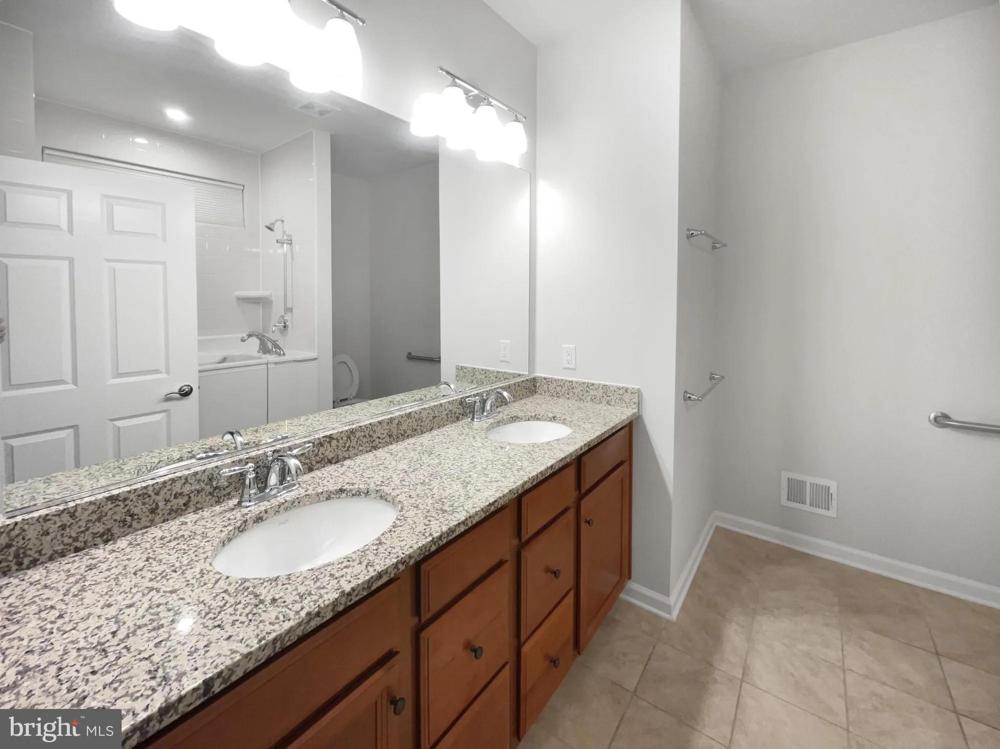 Property Slideshow image 7 of 22 | 21822 boneset way, Germantown, MD, 20876