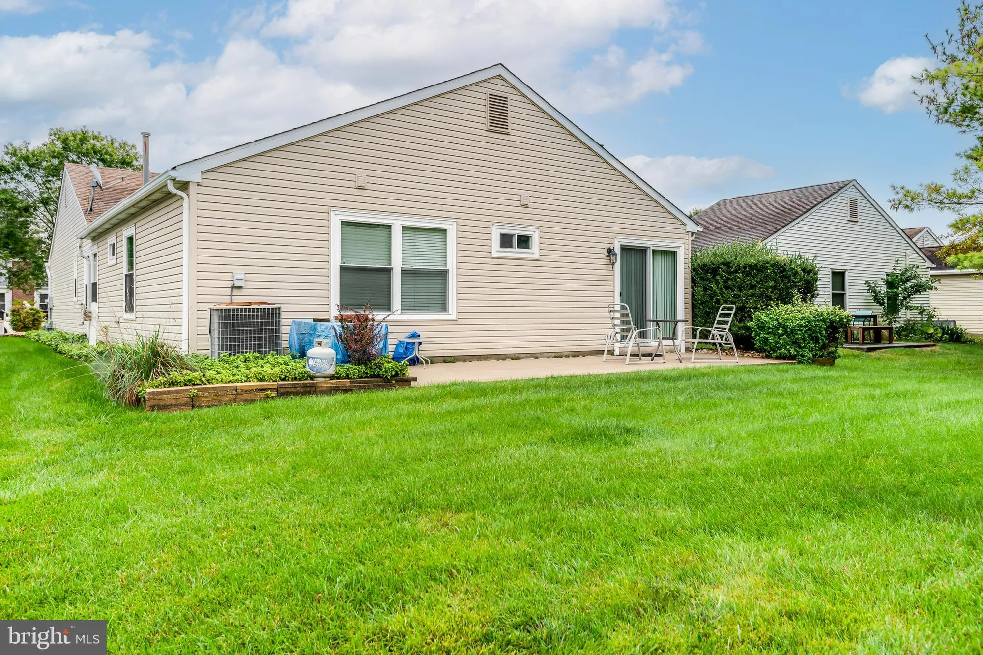 Property Slideshow image 28 of 33 | 37 stratford rd, Southampton, NJ, 08088