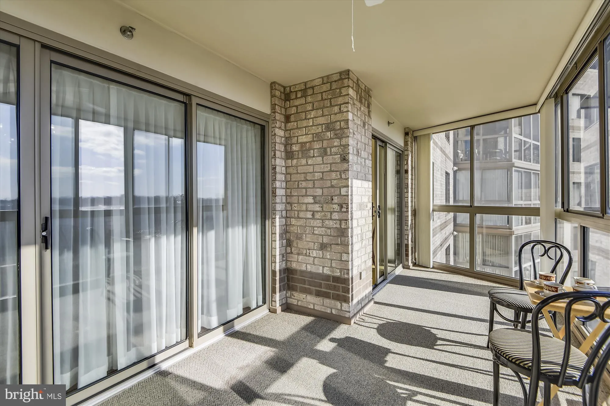 Property Slideshow image 8 of 42 | 19385 cypress ridge ter unit 920, Leesburg, VA, 20176