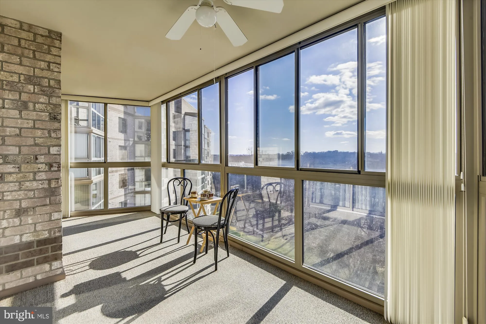 Property Slideshow image 7 of 42 | 19385 cypress ridge ter unit 920, Leesburg, VA, 20176