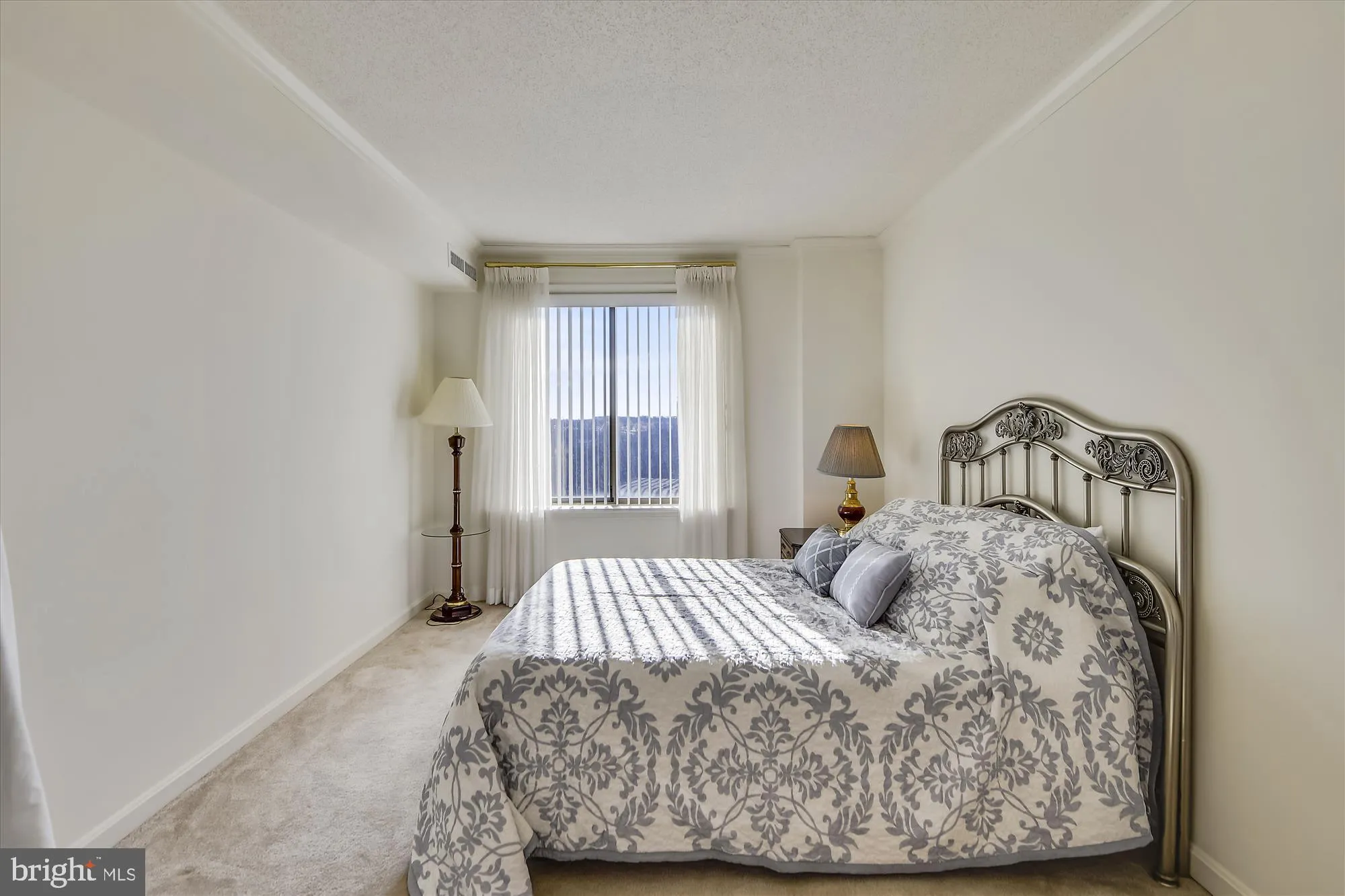 Property Slideshow image 17 of 42 | 19385 cypress ridge ter unit 920, Leesburg, VA, 20176