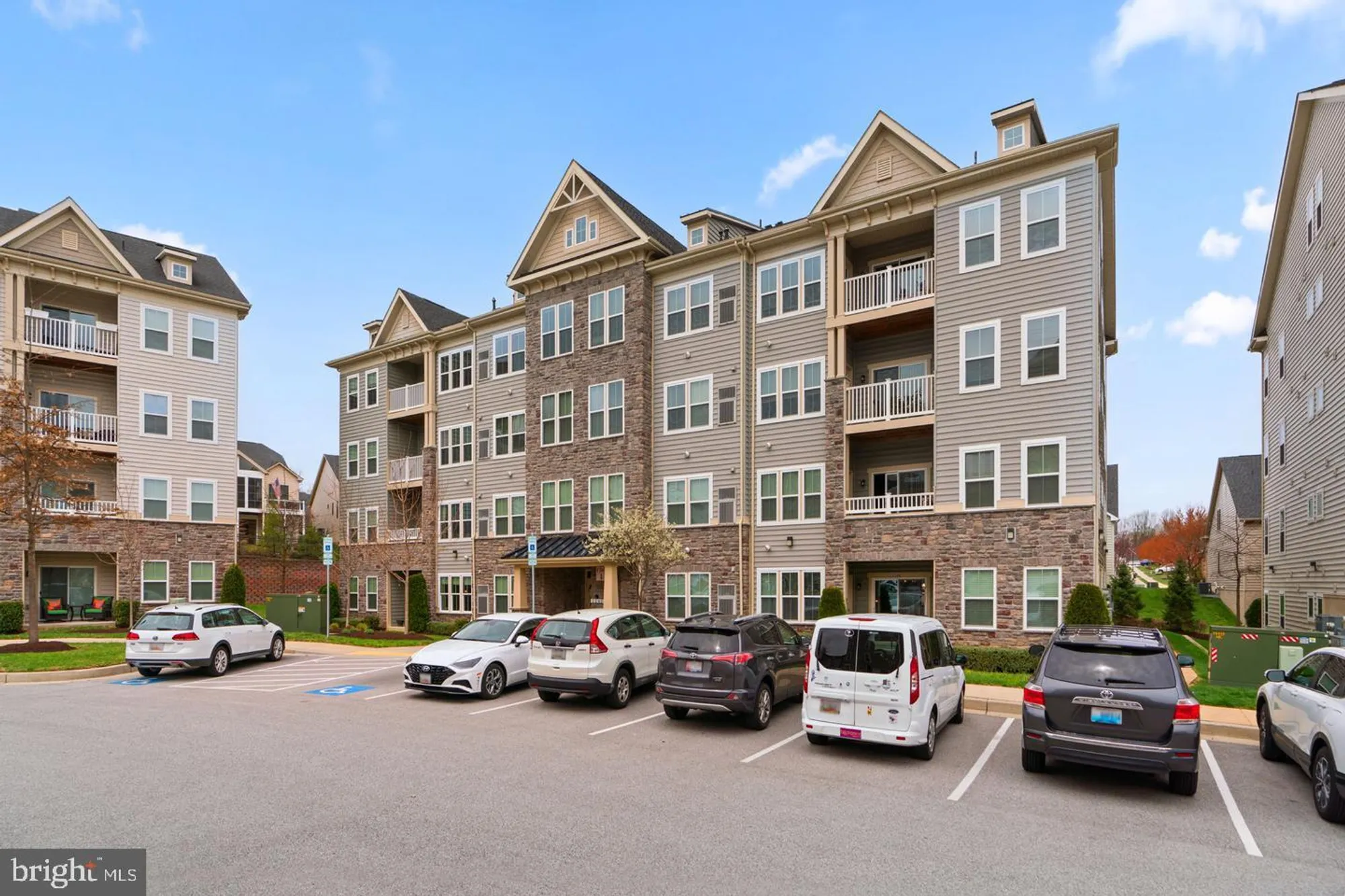 Property Slideshow image 2 of 37 | 2241 john gravel rd m, Marriottsville, MD, 21104