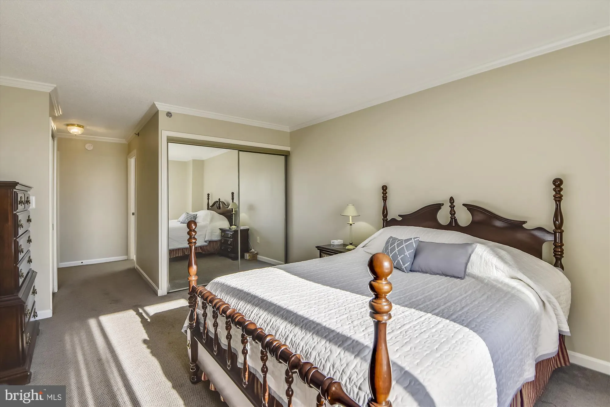 Property Slideshow image 12 of 42 | 19385 cypress ridge ter unit 920, Leesburg, VA, 20176