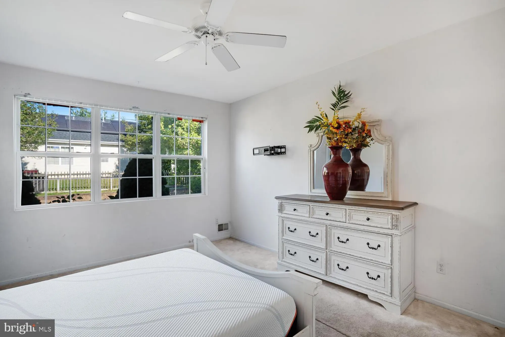 Property Slideshow image 24 of 30 | 24 pelican ln, Little Egg Harbor Twp, NJ, 08087