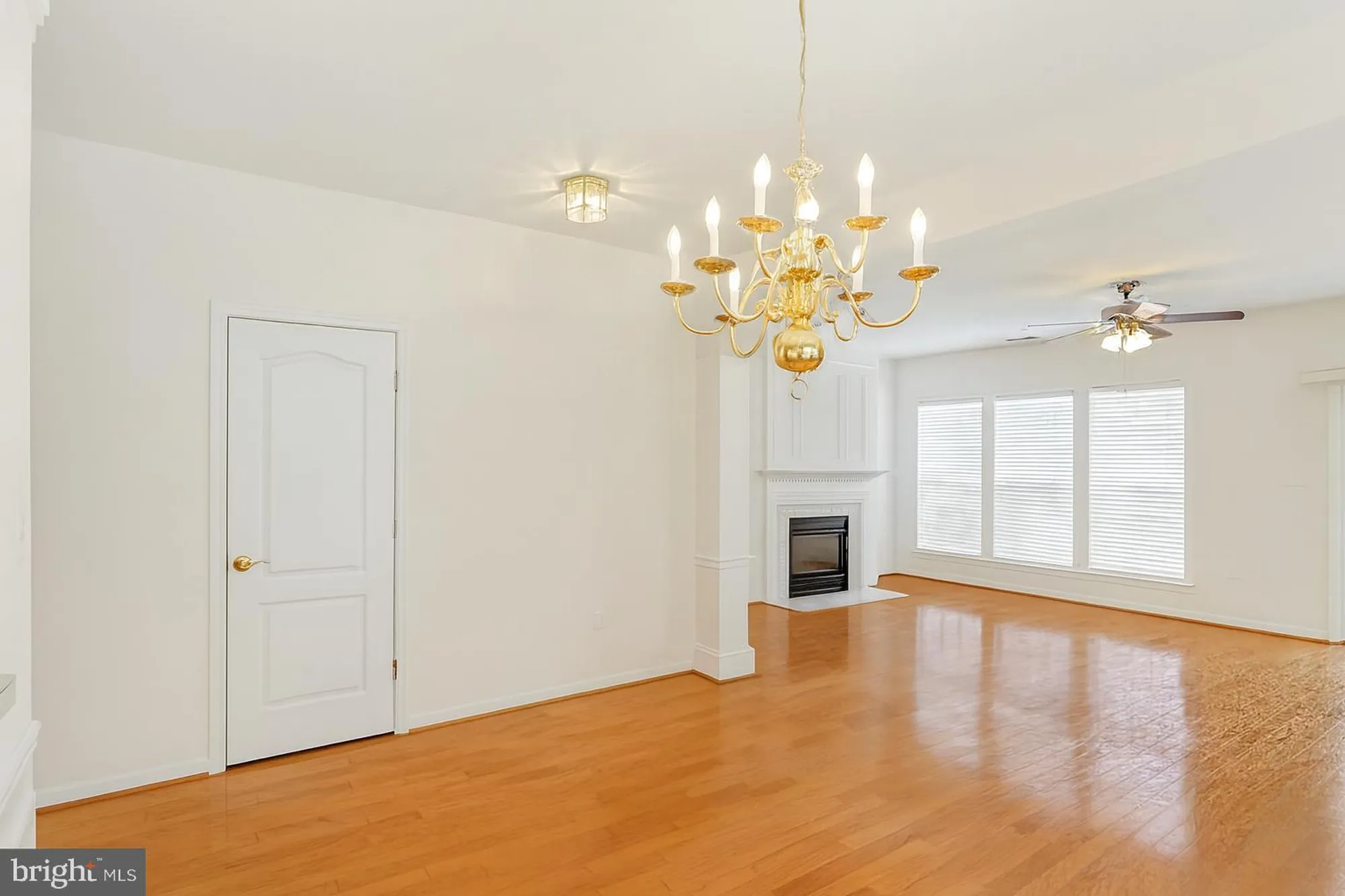 Property Slideshow image 8 of 43 | 102 butterfly dr # 55, Taneytown, MD, 21787