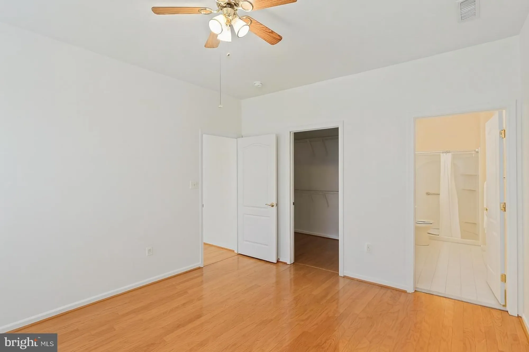 Property Slideshow image 16 of 43 | 102 butterfly dr # 55, Taneytown, MD, 21787