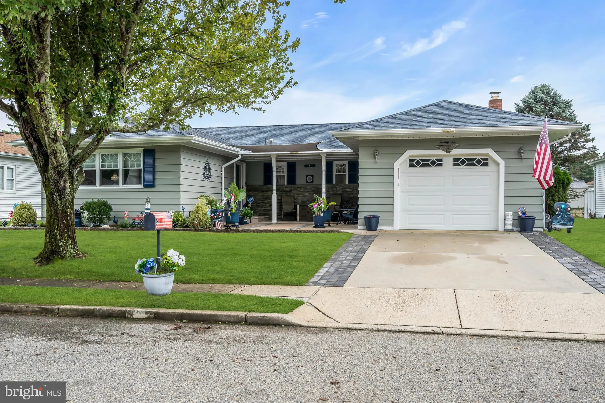 Property Slideshow image 7 of 44 | 26 cabrillo blvd, Toms River, NJ, 08757