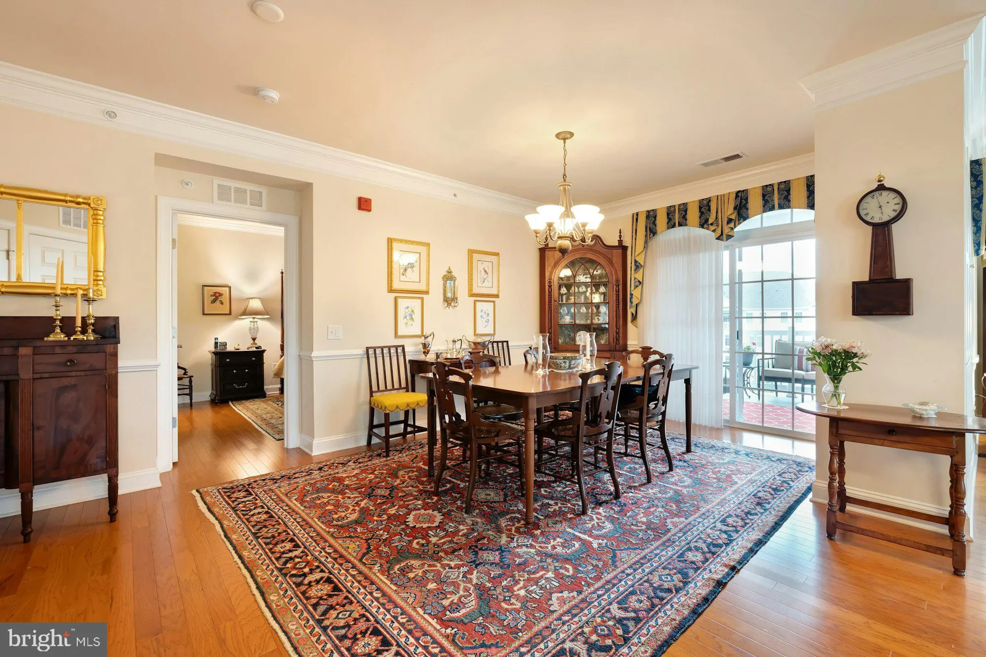 Property Slideshow image 13 of 42 | 15211 royal crest dr unit 405, Haymarket, VA, 20169