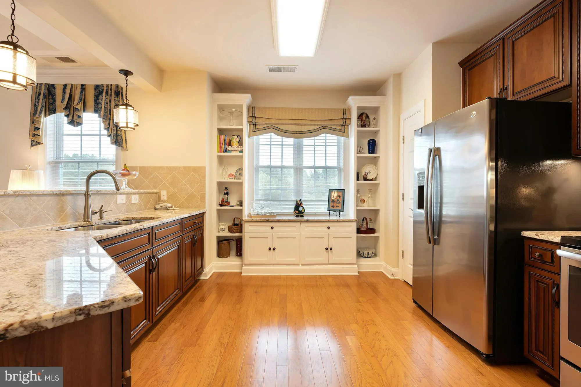 Property Slideshow image 20 of 42 | 15211 royal crest dr unit 405, Haymarket, VA, 20169