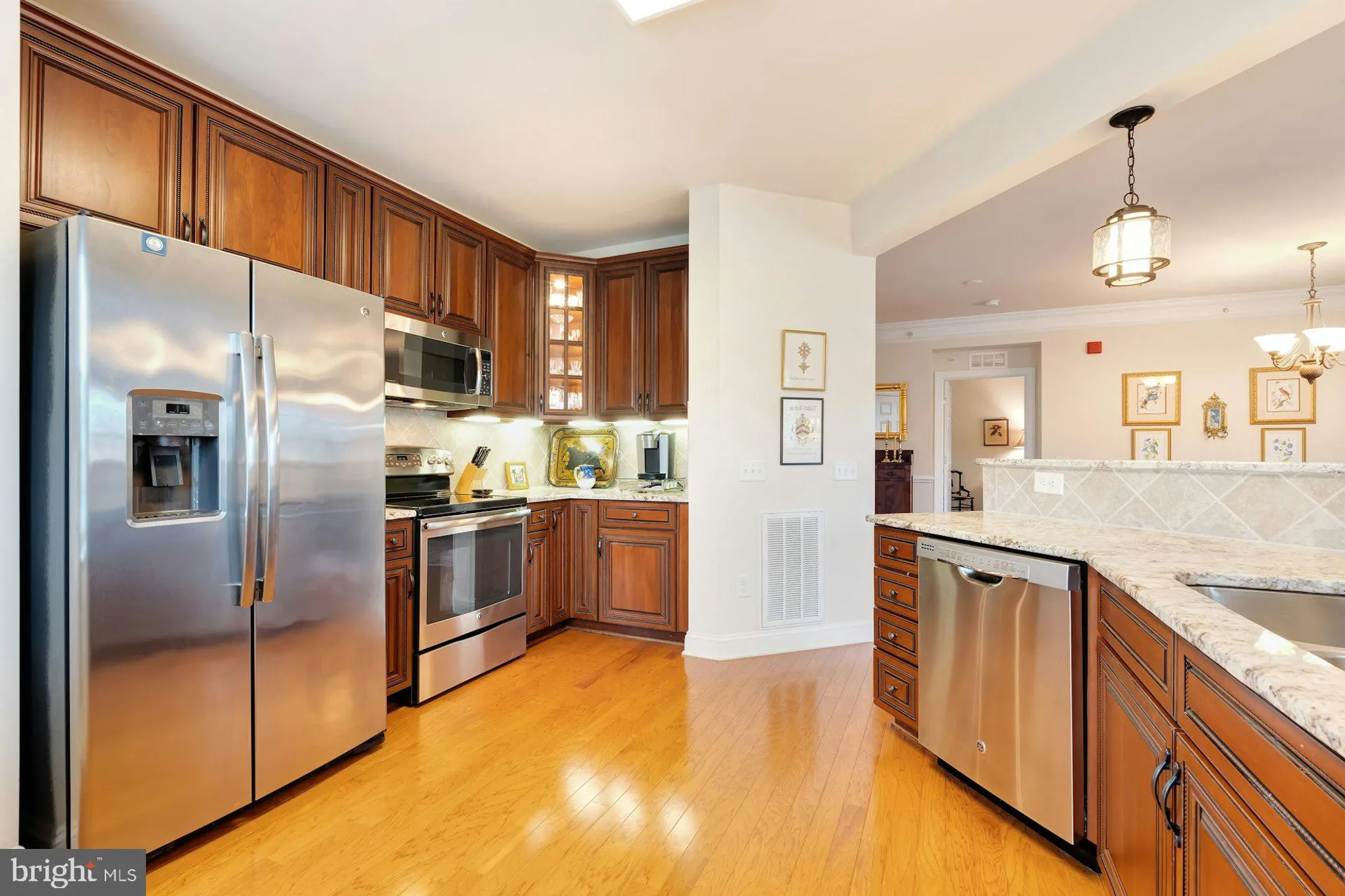 Property Slideshow image 22 of 42 | 15211 royal crest dr unit 405, Haymarket, VA, 20169