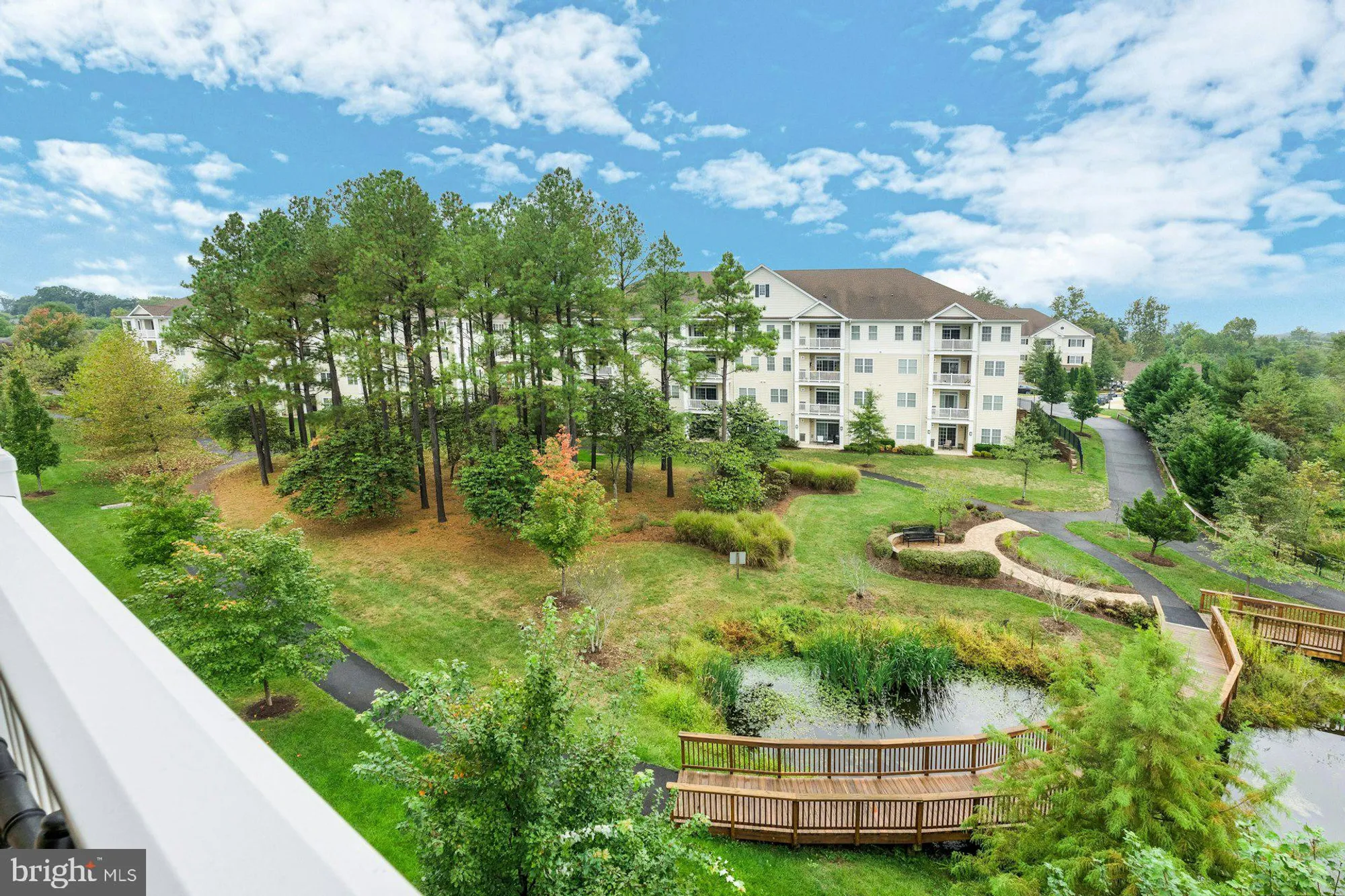 Property Slideshow image 39 of 42 | 15211 royal crest dr unit 405, Haymarket, VA, 20169
