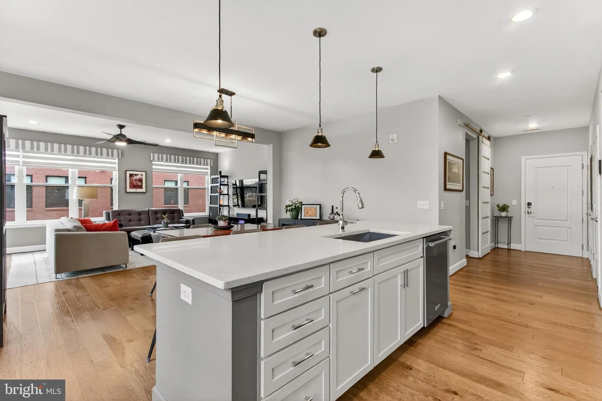 Property Slideshow image 20 of 51 | 2960 vaden dr # 2-307, Fairfax, VA, 22031