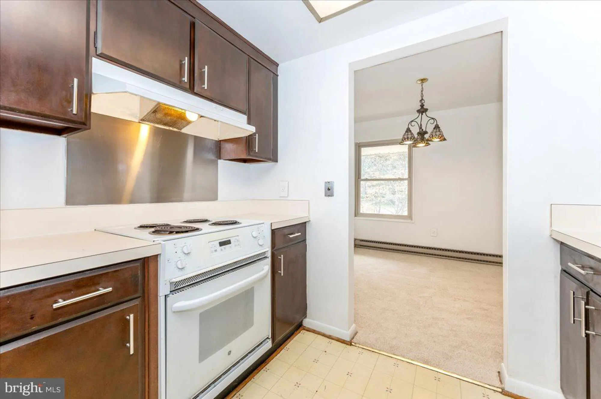 Property Slideshow image 16 of 51 | 3311 s leisure world blvd 99-3d, Silver Spring, MD, 20906