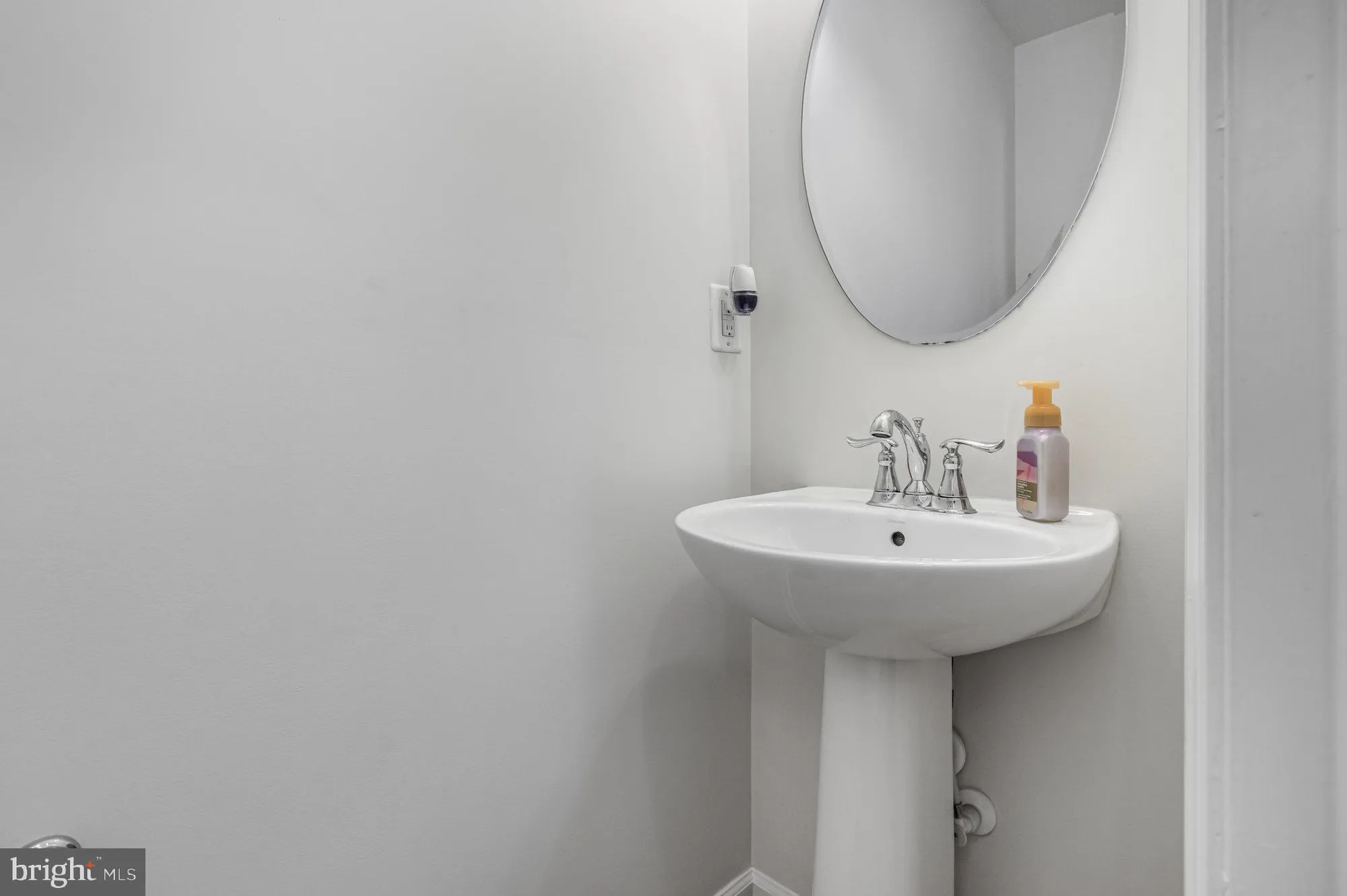 Property Slideshow image 10 of 25 | 5701 spring arbor cir, Fredericksburg, VA, 22407