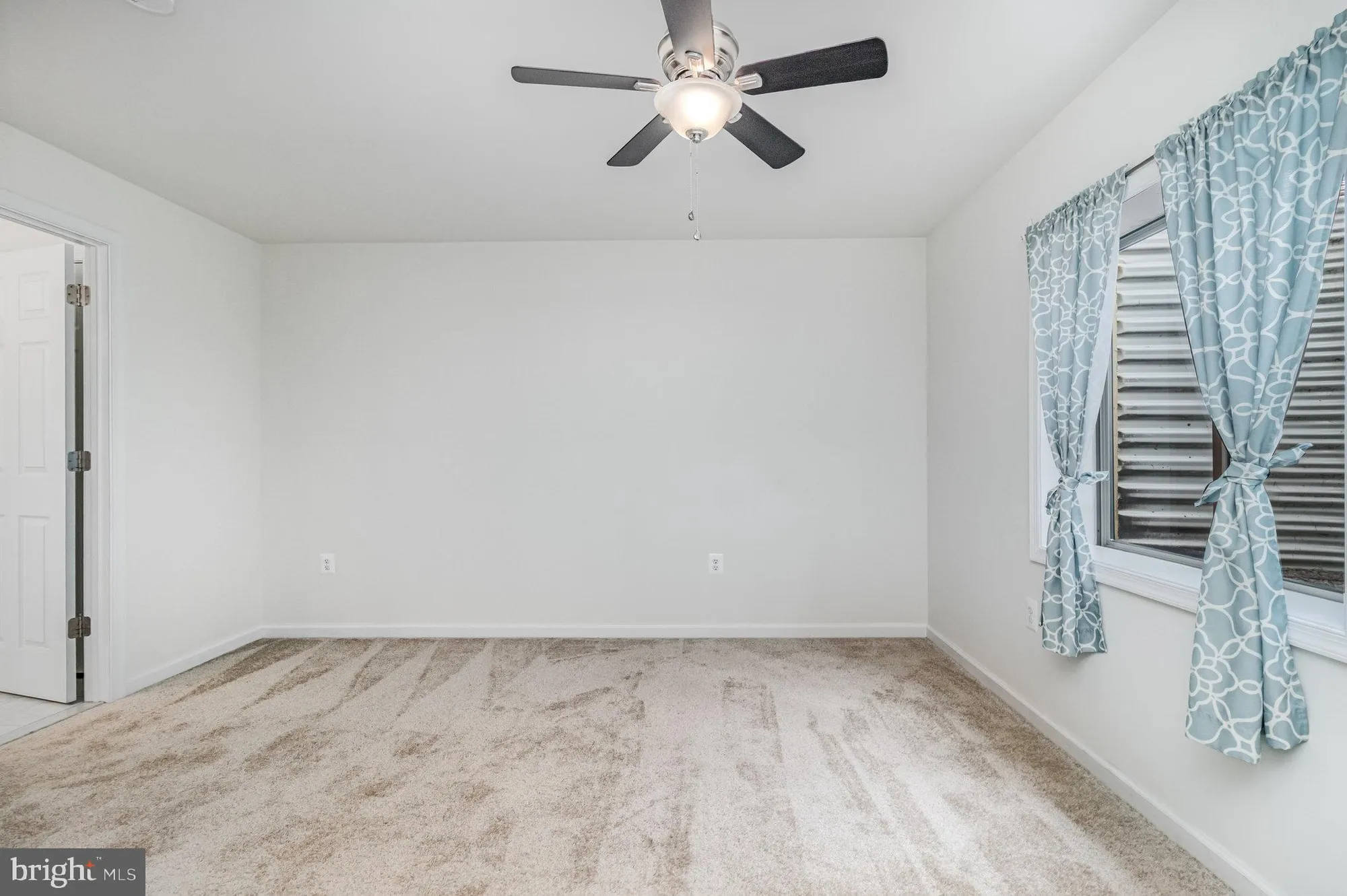 Property Slideshow image 20 of 25 | 5701 spring arbor cir, Fredericksburg, VA, 22407