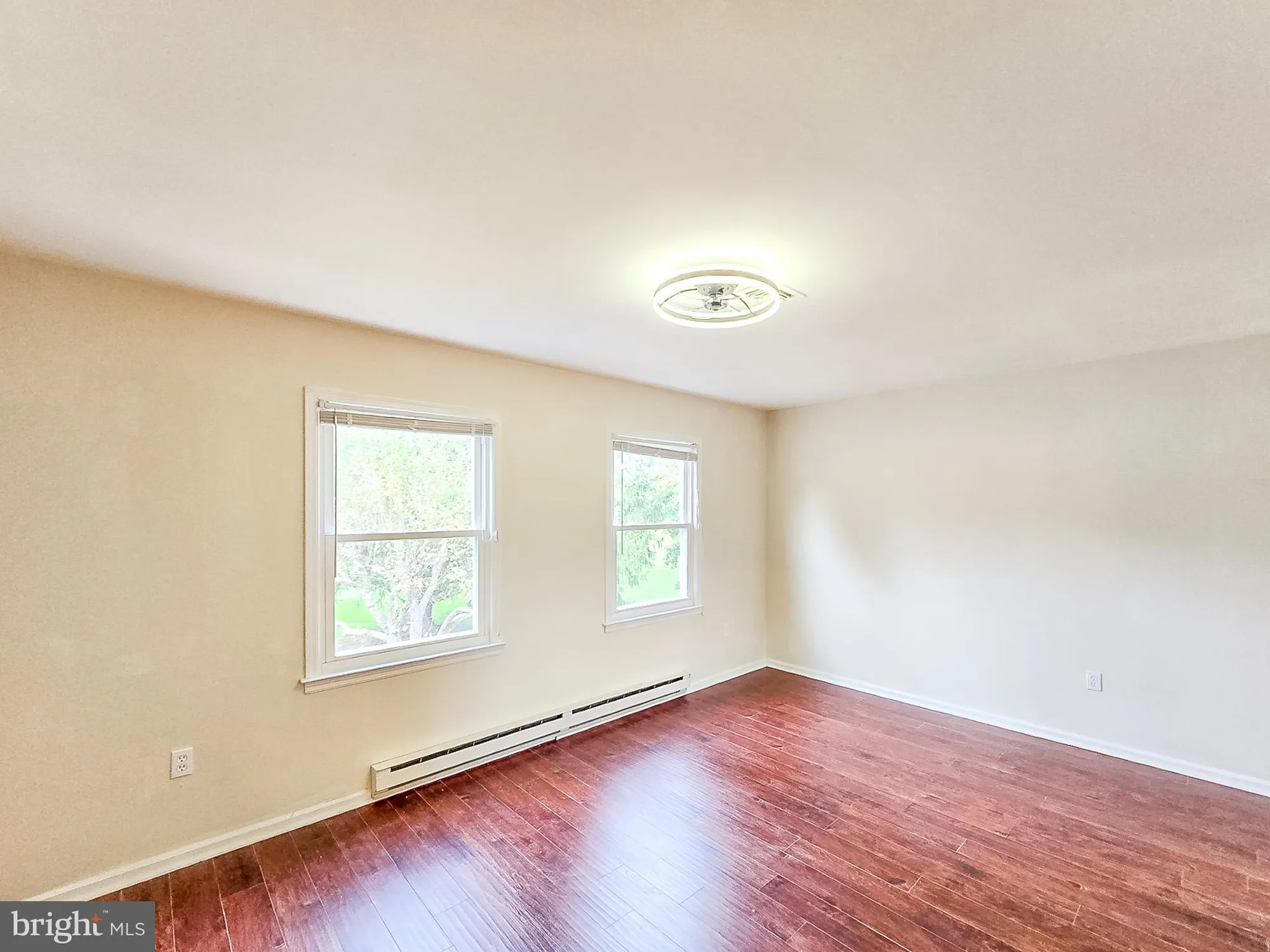 Property Slideshow image 26 of 36 | 374n new bedford ln, Monroe Township, NJ, 08831