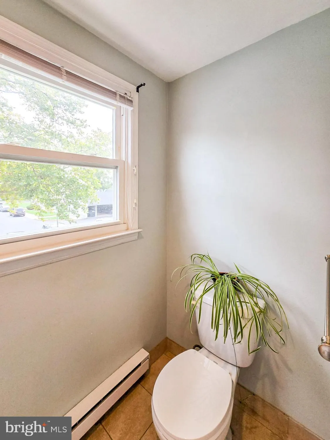 Property Slideshow image 20 of 36 | 374n new bedford ln, Monroe Township, NJ, 08831