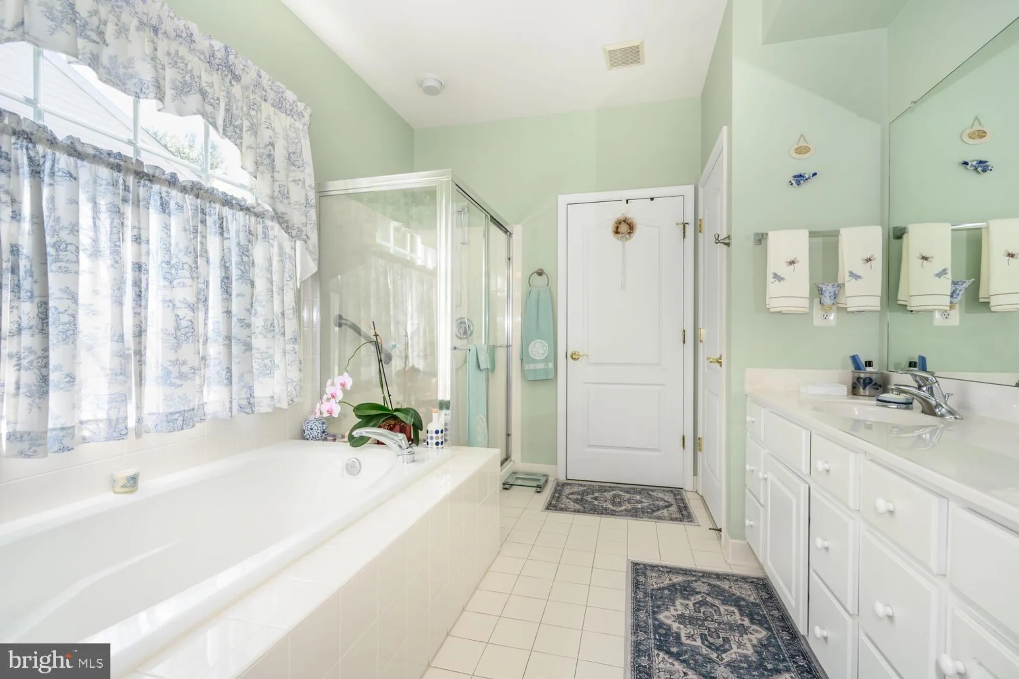 Property Slideshow image 29 of 64 | 29770 lyons dr, Easton, MD, 21601