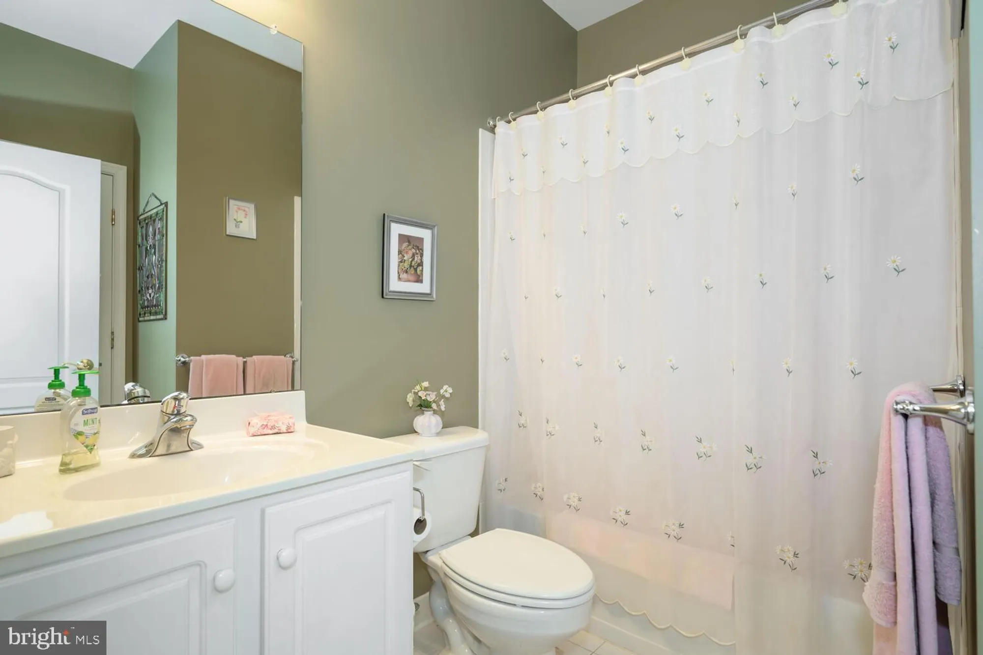 Property Slideshow image 32 of 64 | 29770 lyons dr, Easton, MD, 21601